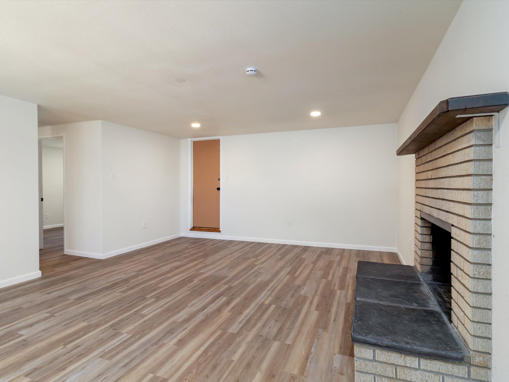 9619 LAGRIMA DE ORO Road NE