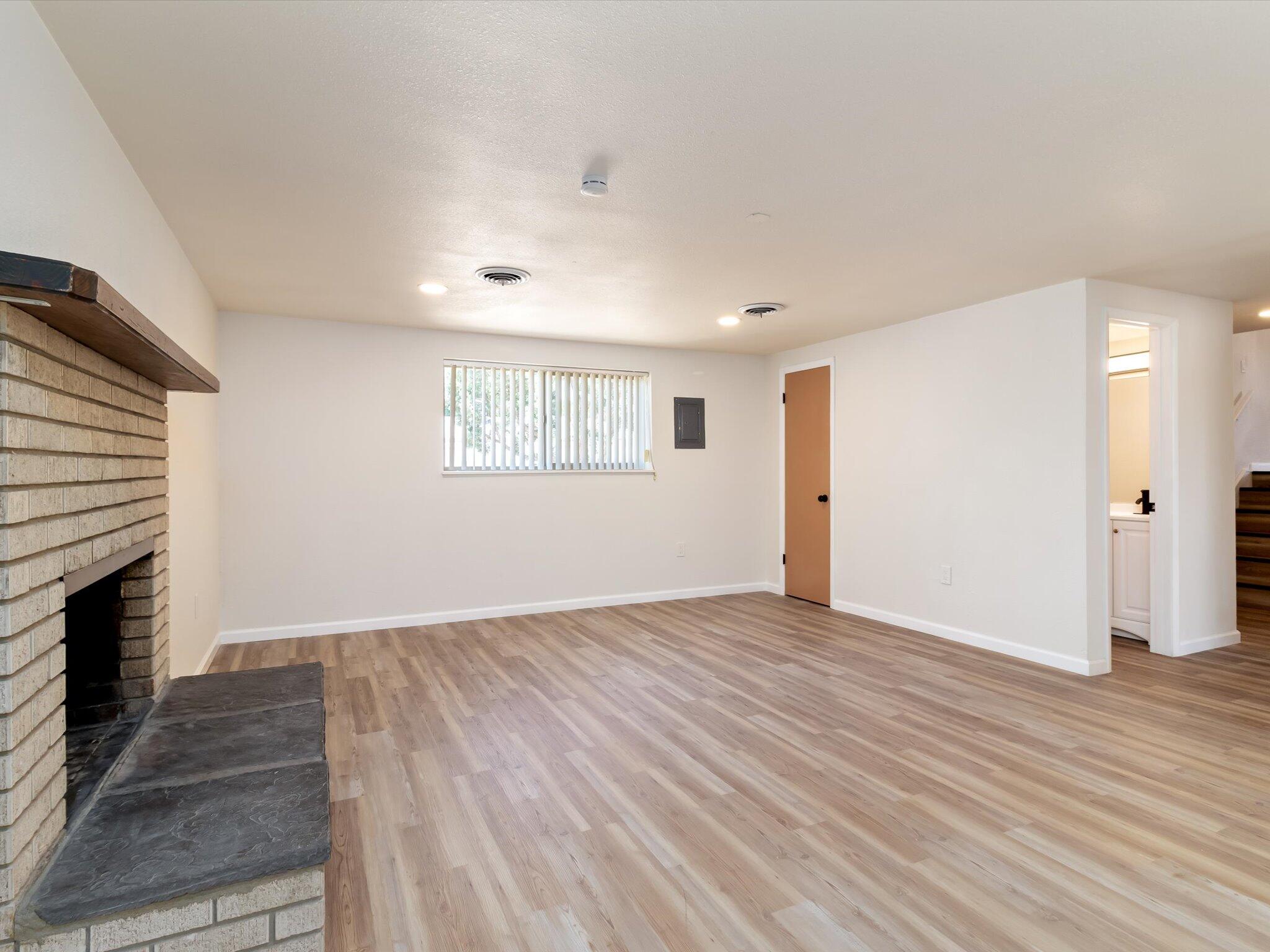 9619 LAGRIMA DE ORO Road NE