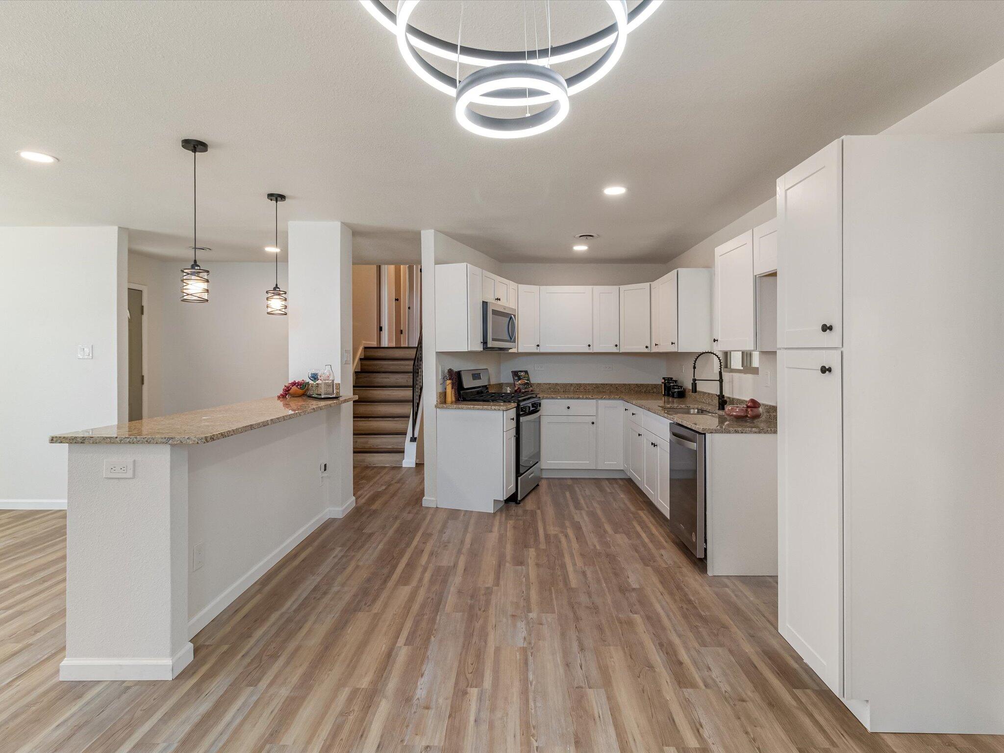 9619 LAGRIMA DE ORO Road NE