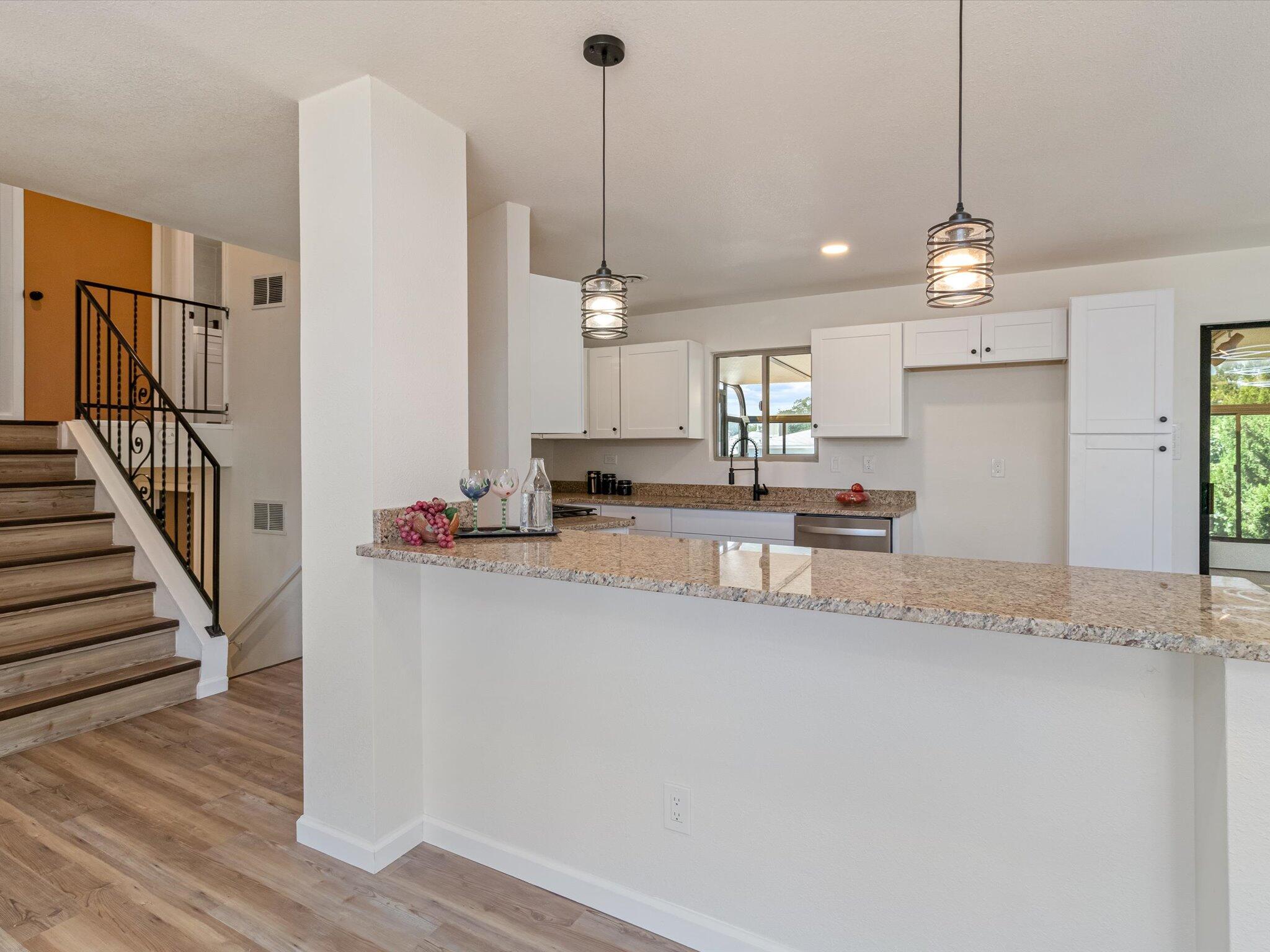 9619 LAGRIMA DE ORO Road NE