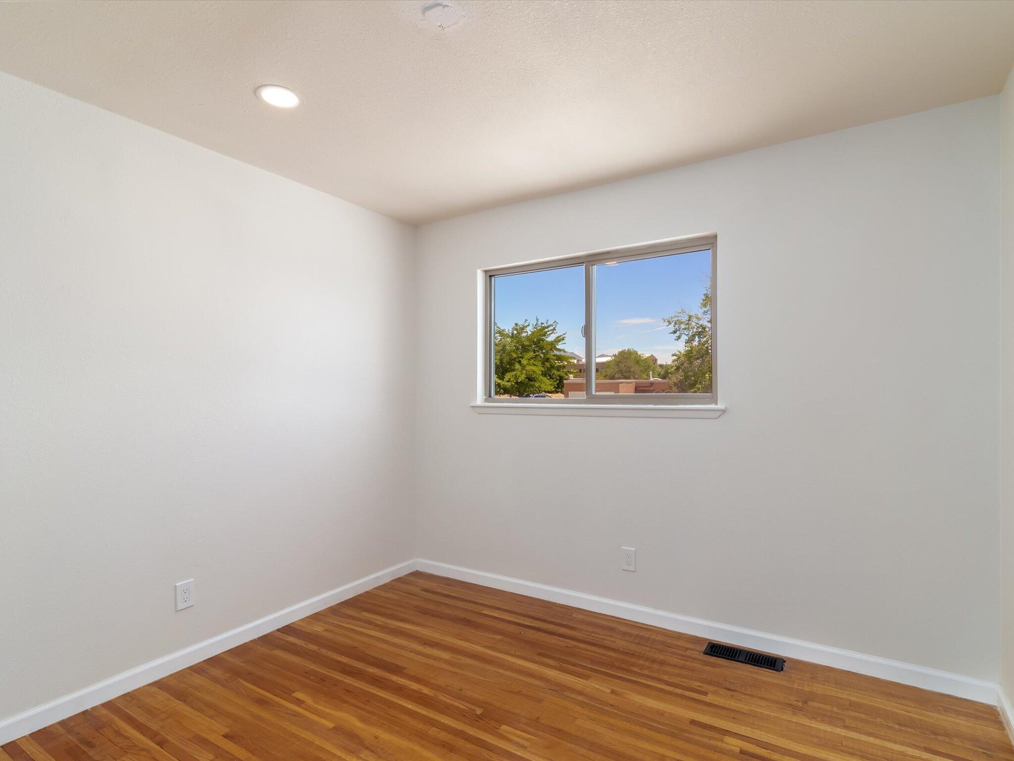 9619 LAGRIMA DE ORO Road NE