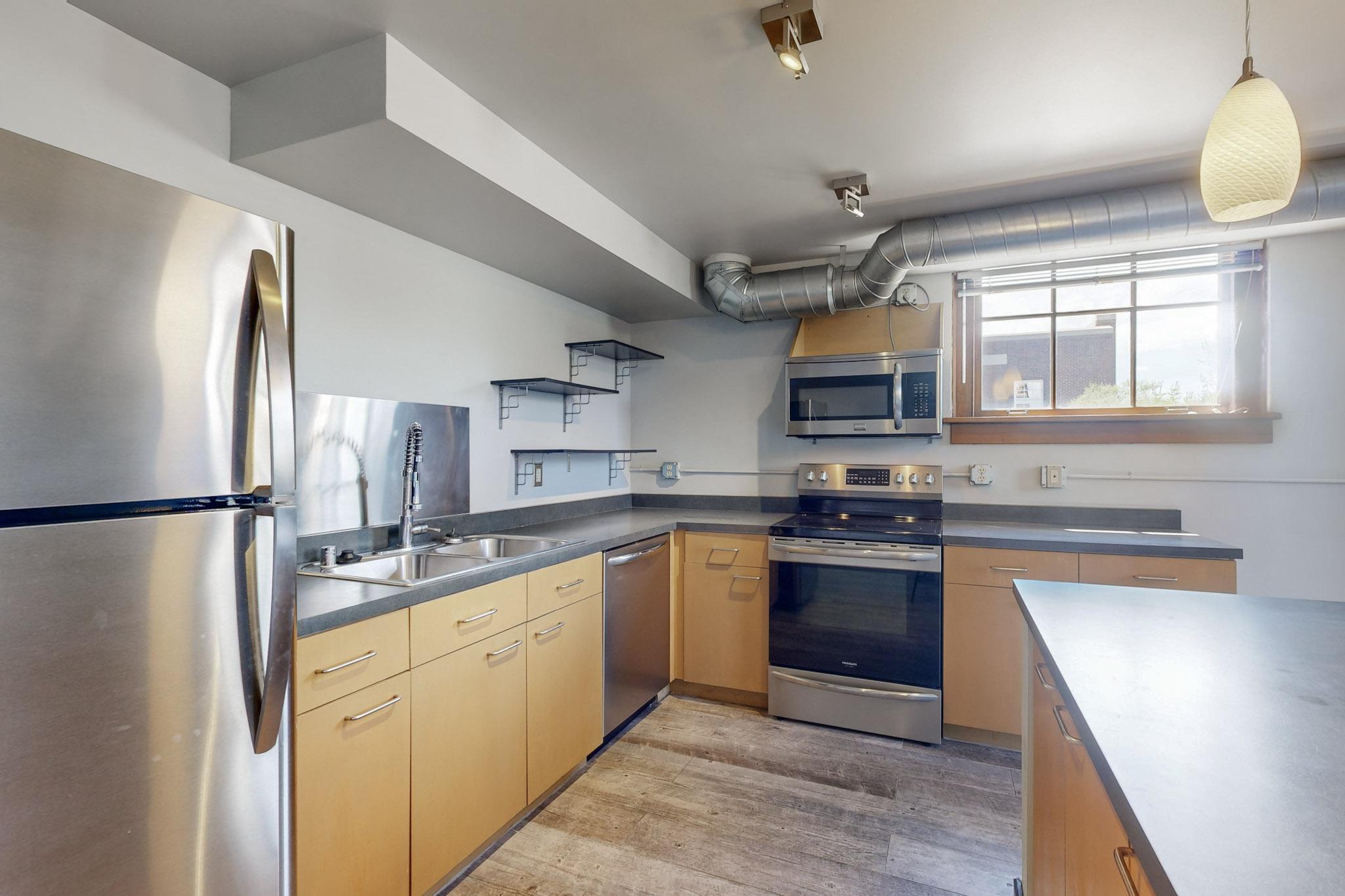 300 TIJERAS Avenue NE 312