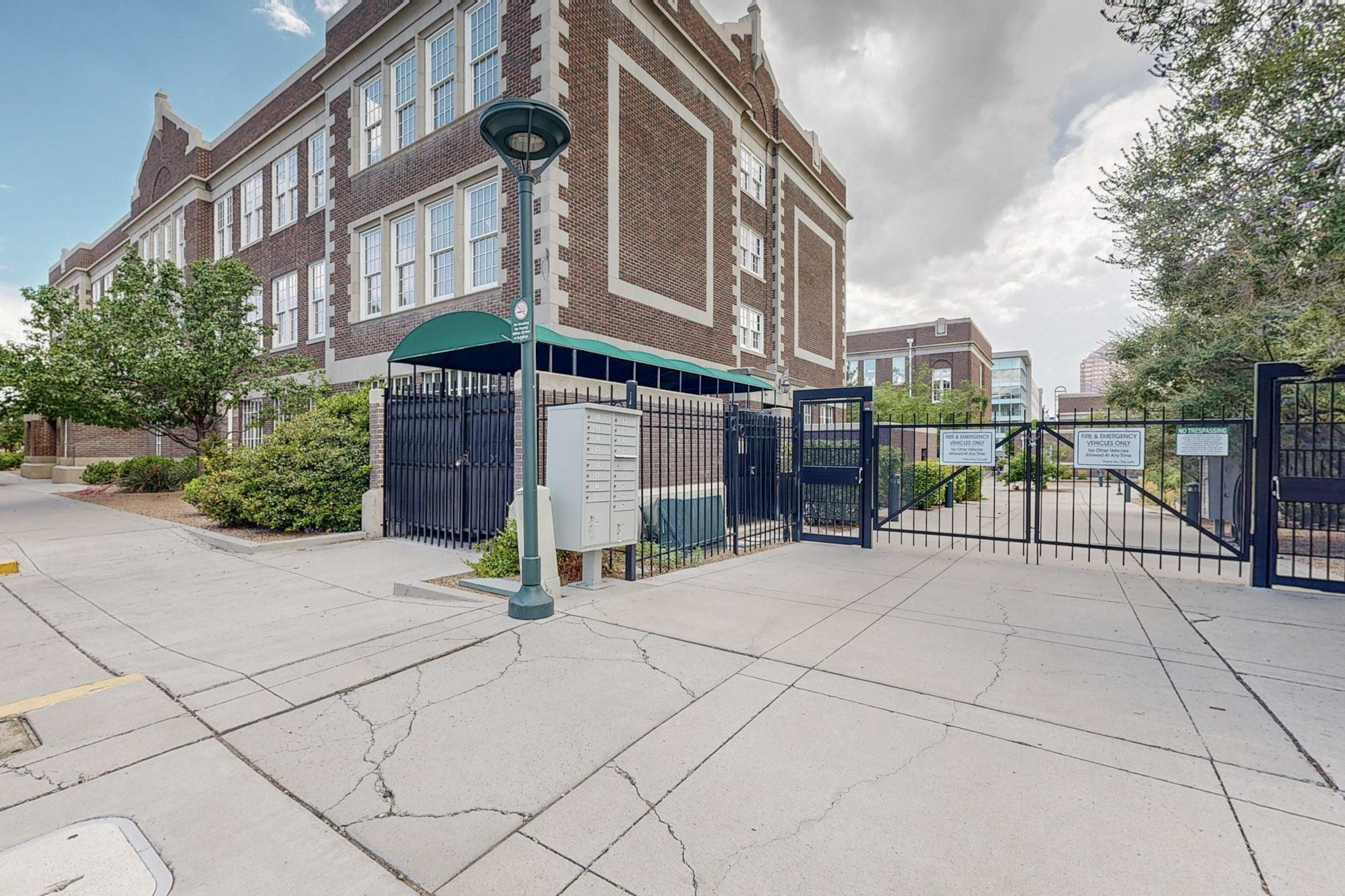 300 TIJERAS Avenue NE 312