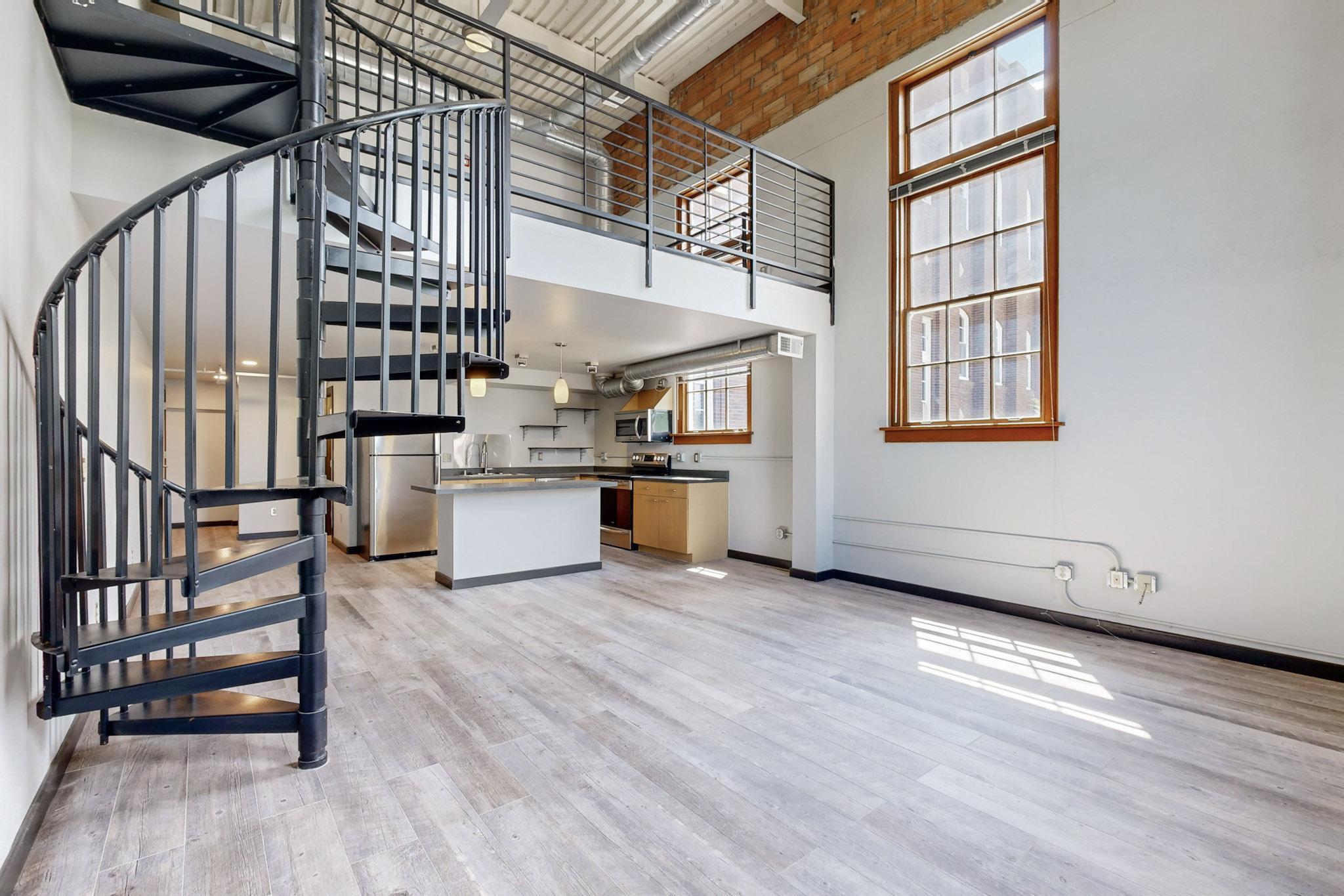 300 TIJERAS Avenue NE 312