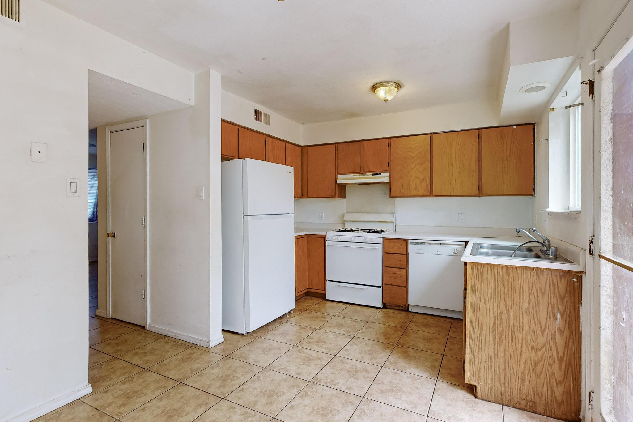 1637 Calle De Oriente Norte