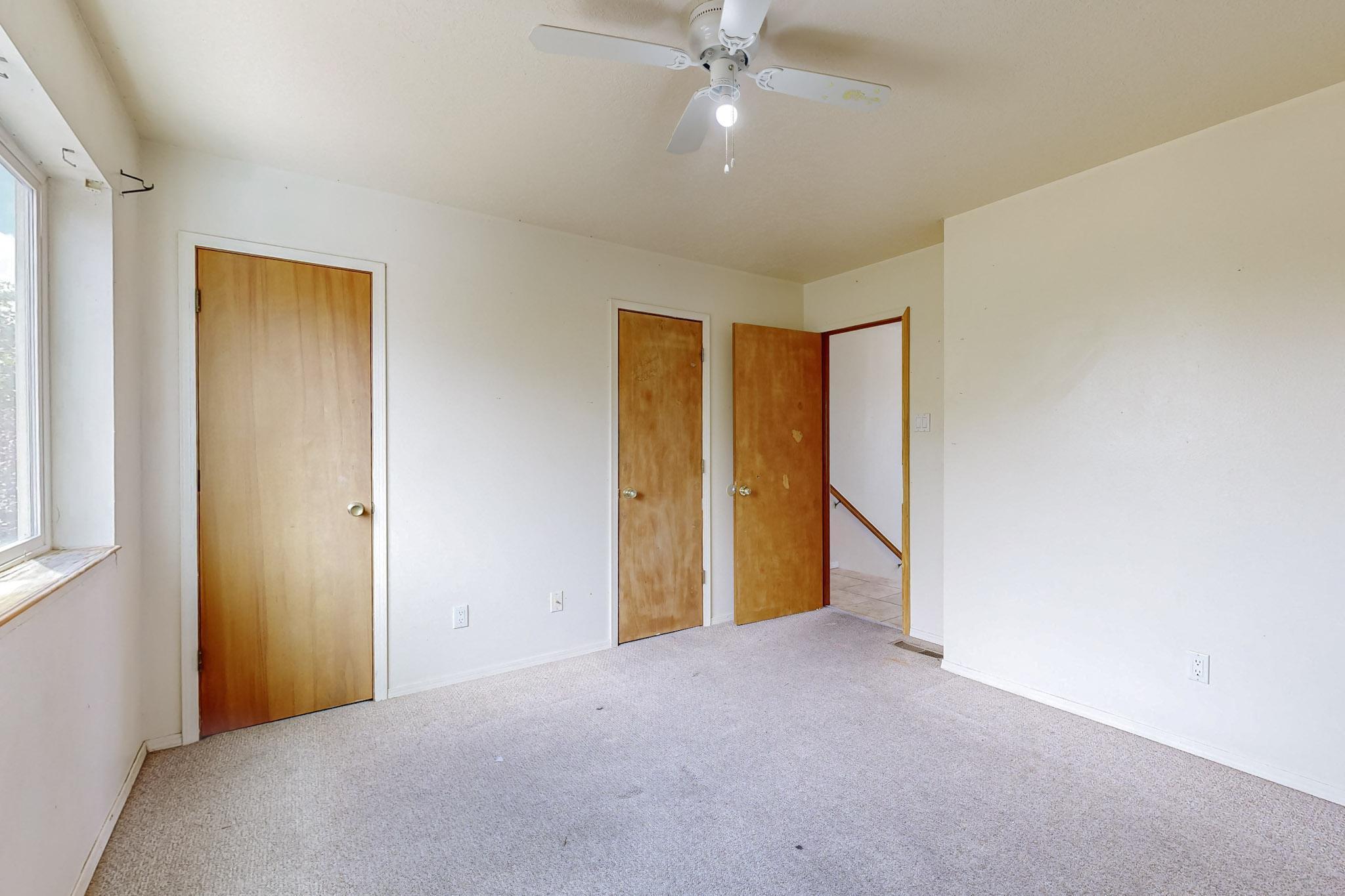 1637 Calle De Oriente Norte