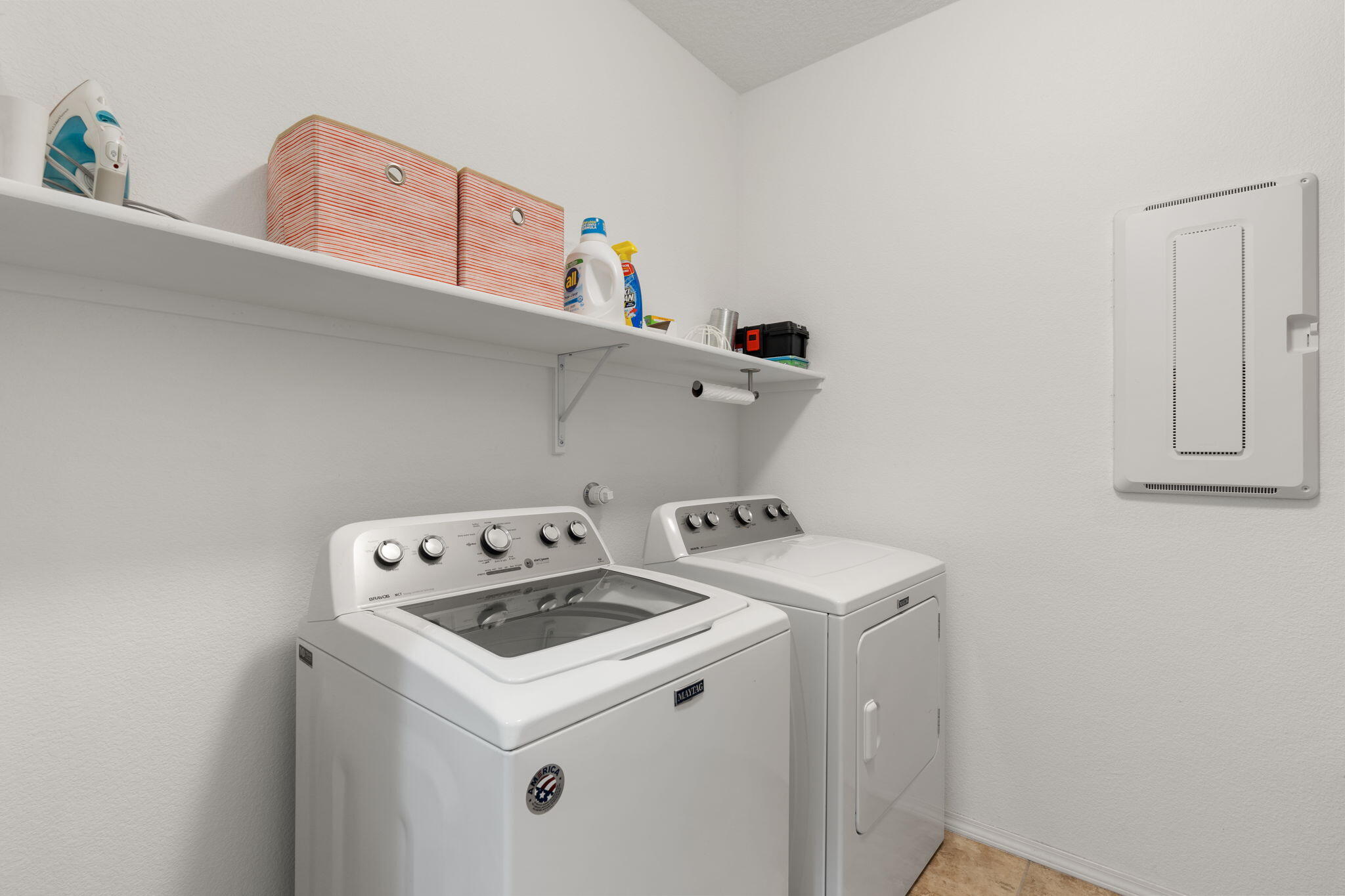 1719 Cooke Canyon Drive NW