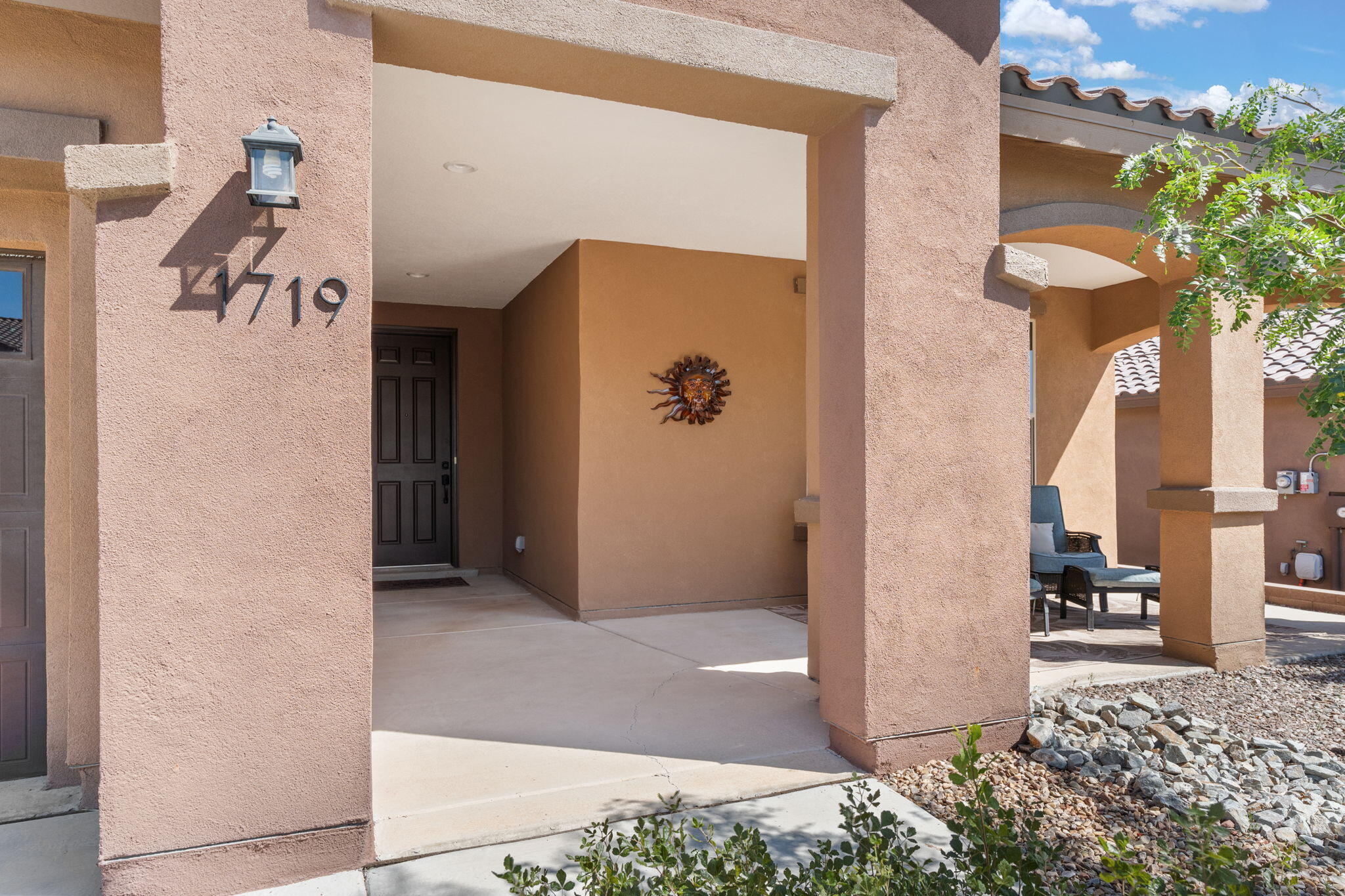 1719 Cooke Canyon Drive NW