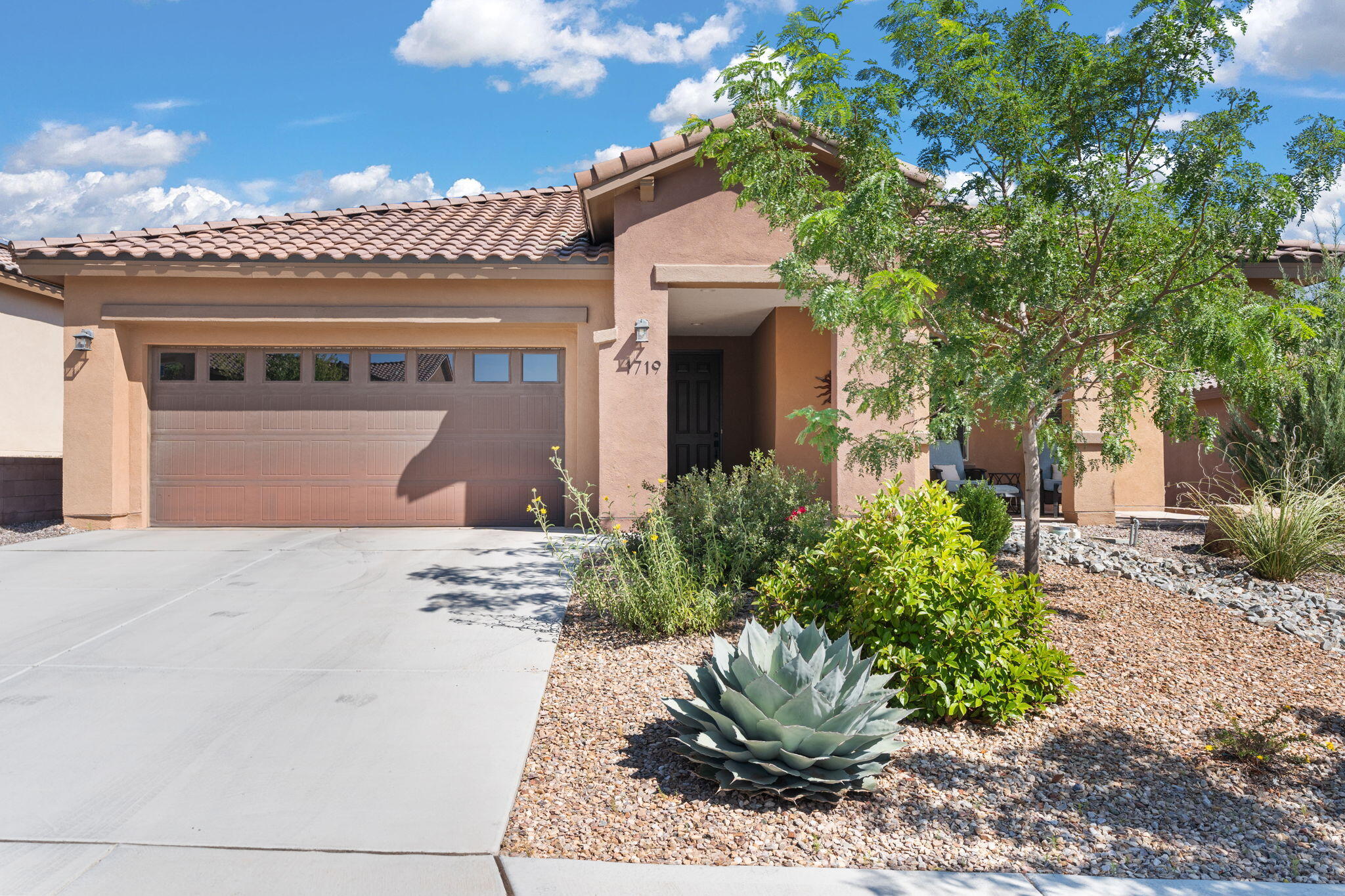 1719 Cooke Canyon Drive NW