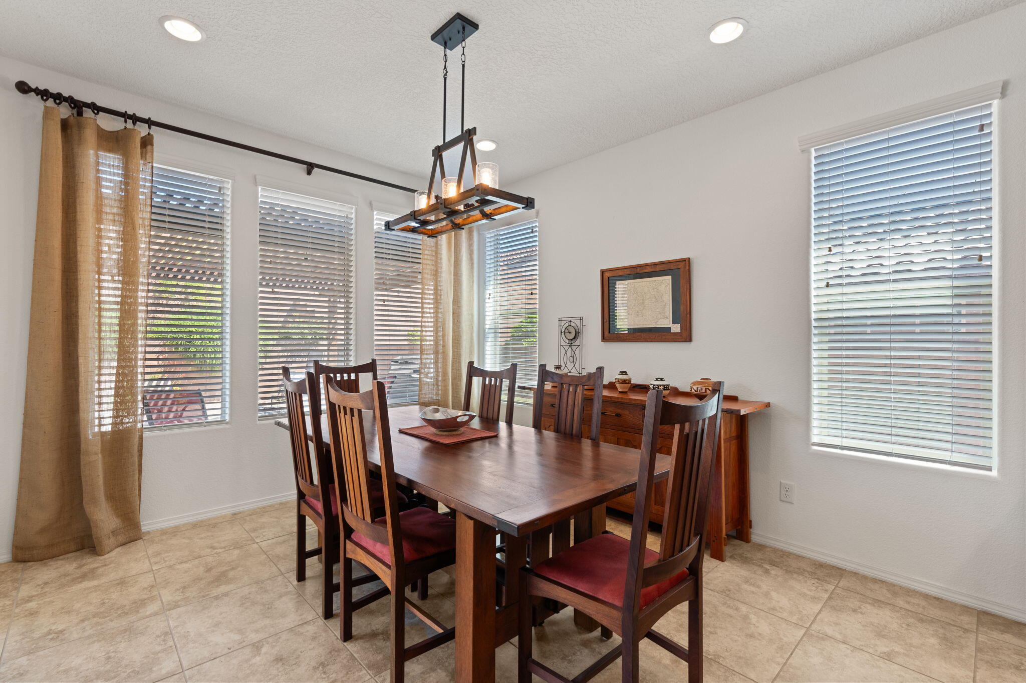 1719 Cooke Canyon Drive NW