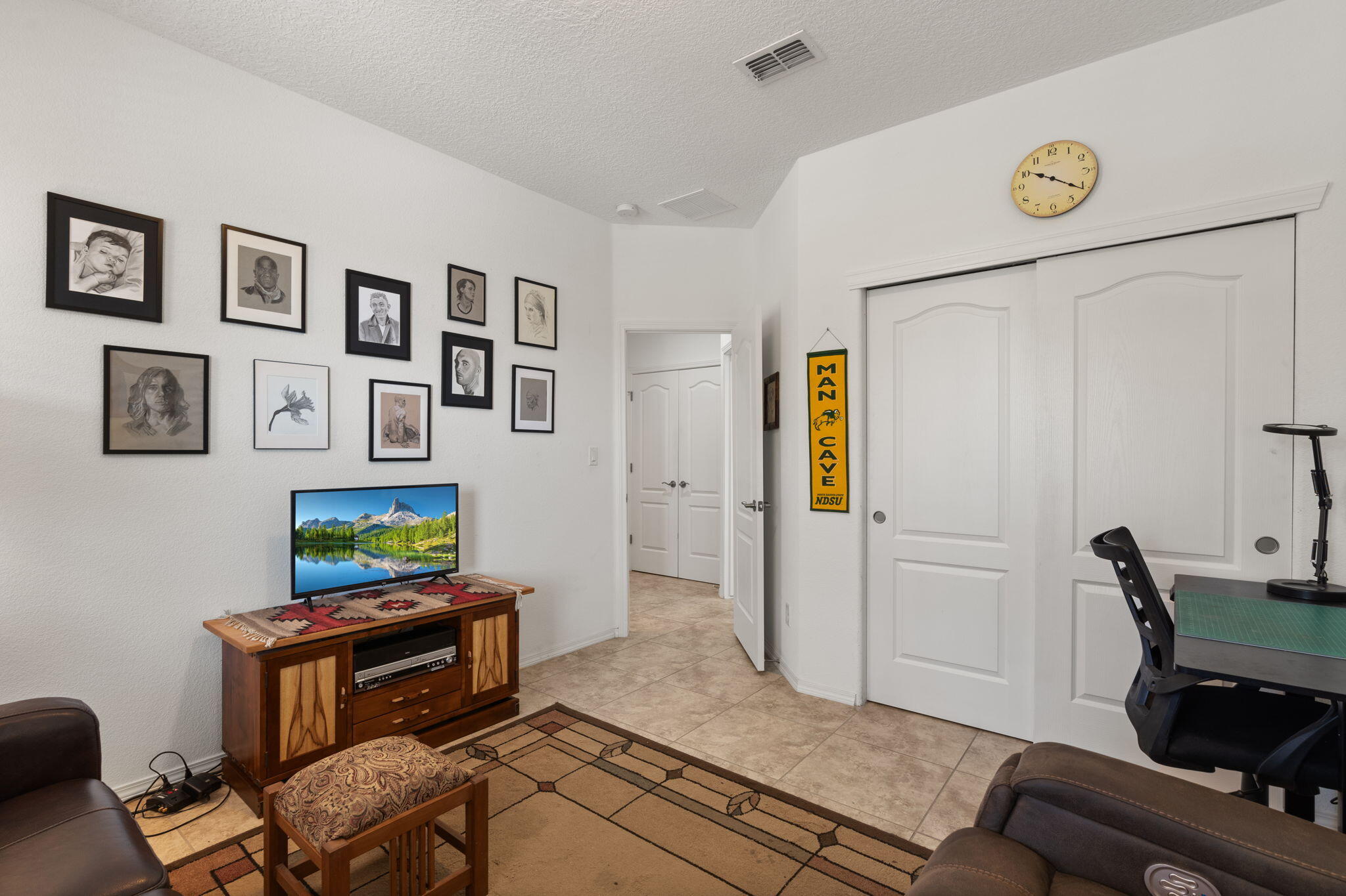 1719 Cooke Canyon Drive NW