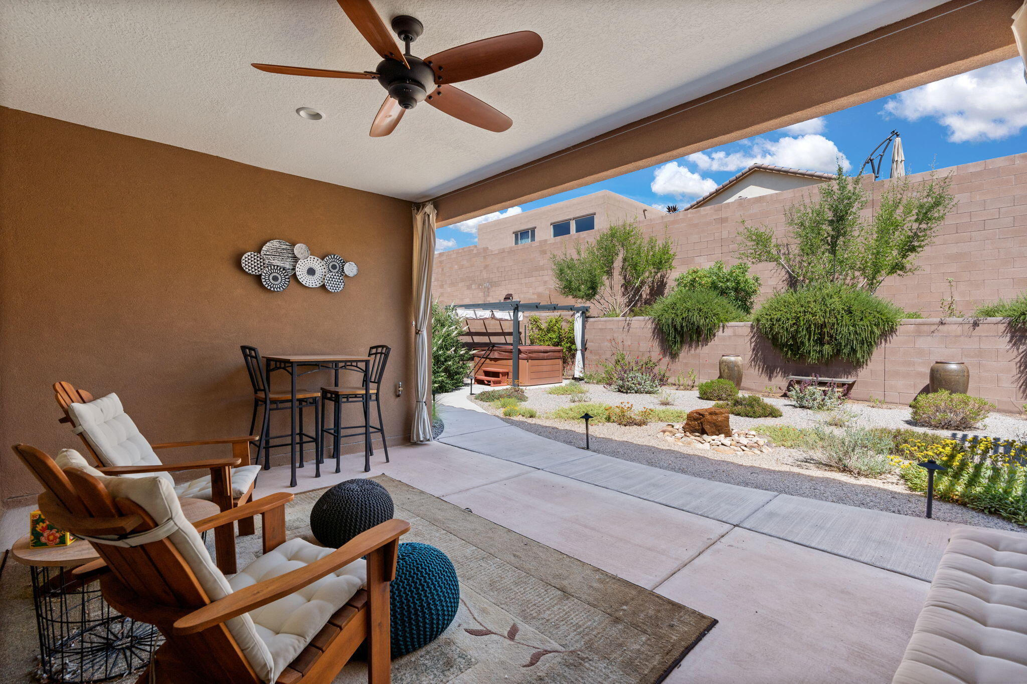 1719 Cooke Canyon Drive NW