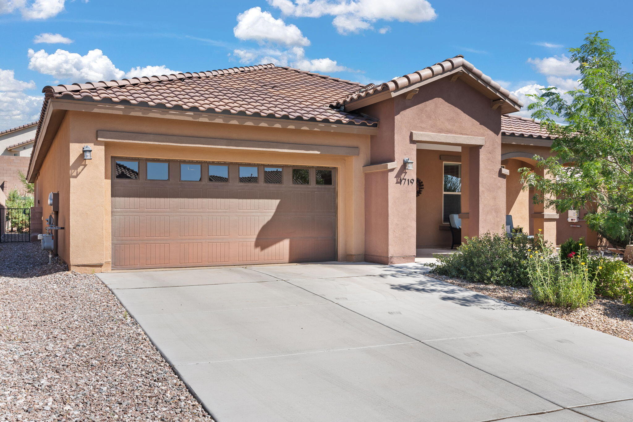 1719 Cooke Canyon Drive NW