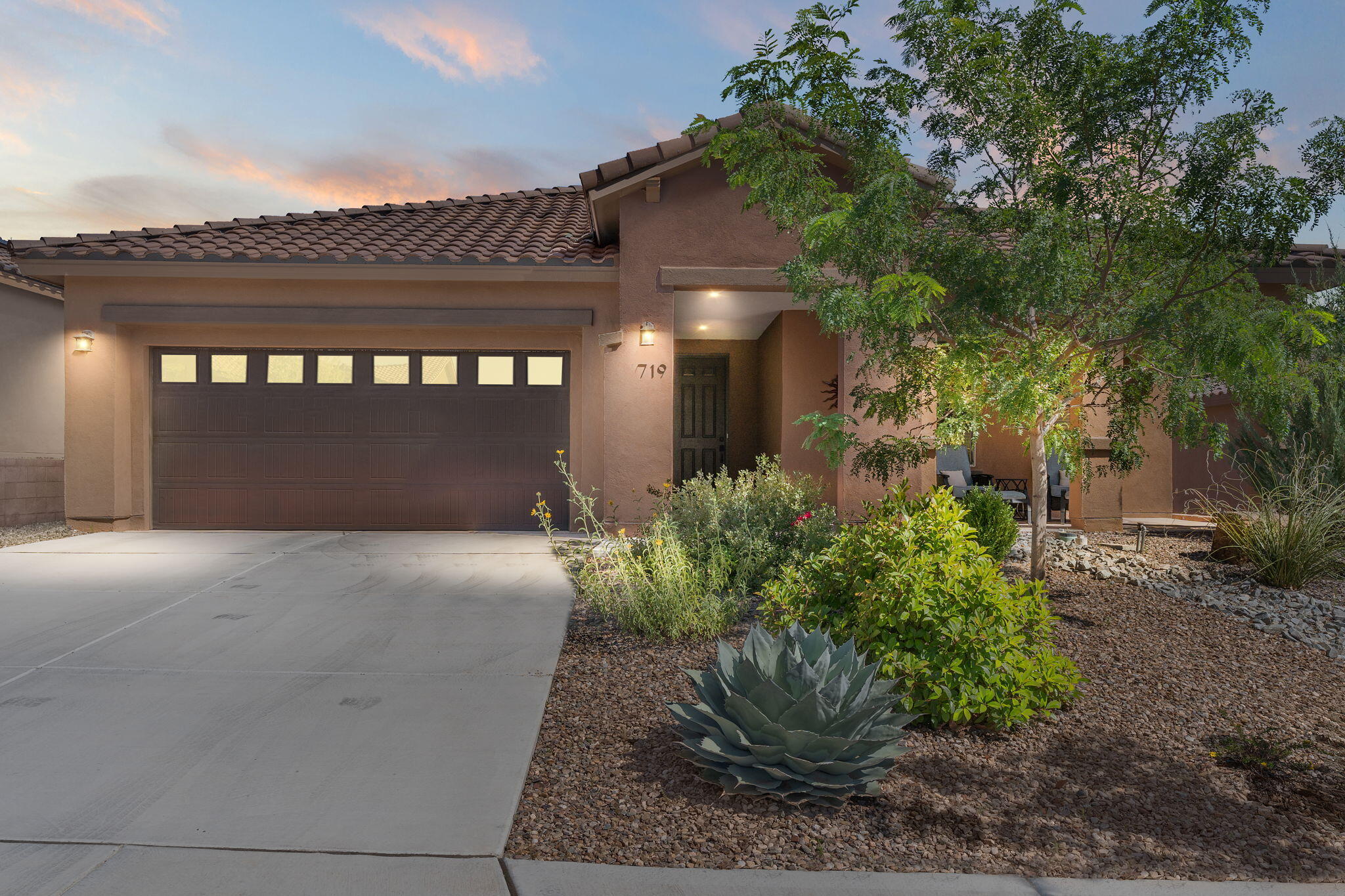 1719 Cooke Canyon Drive NW