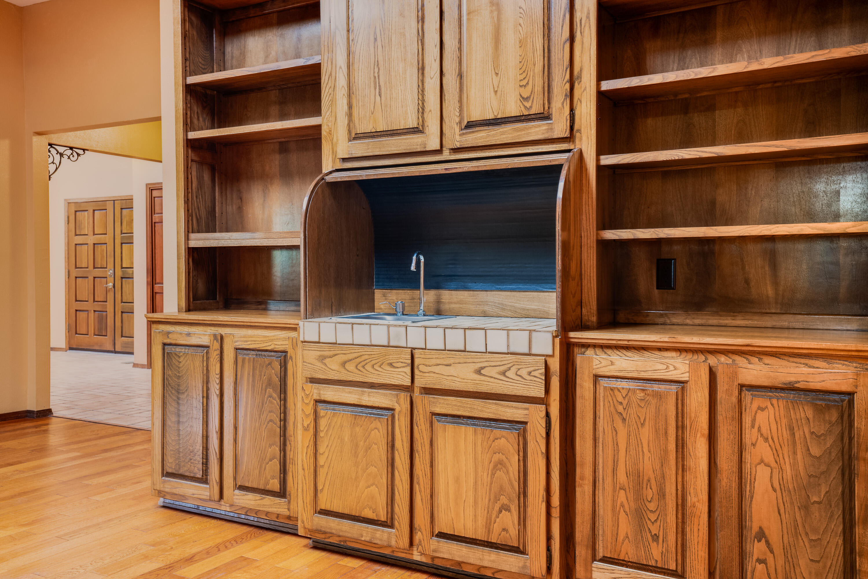 9005 Caminito Drive NE