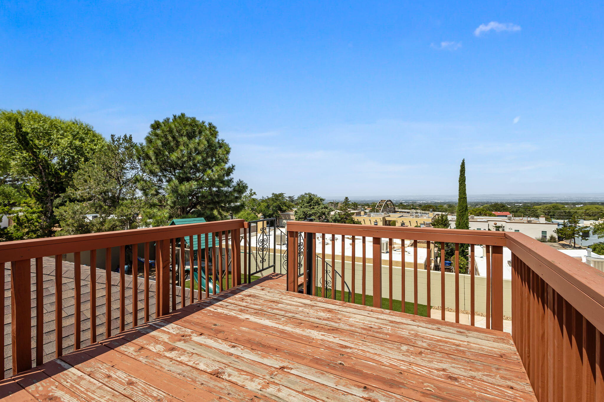 2821 PALO ALTO Drive NE