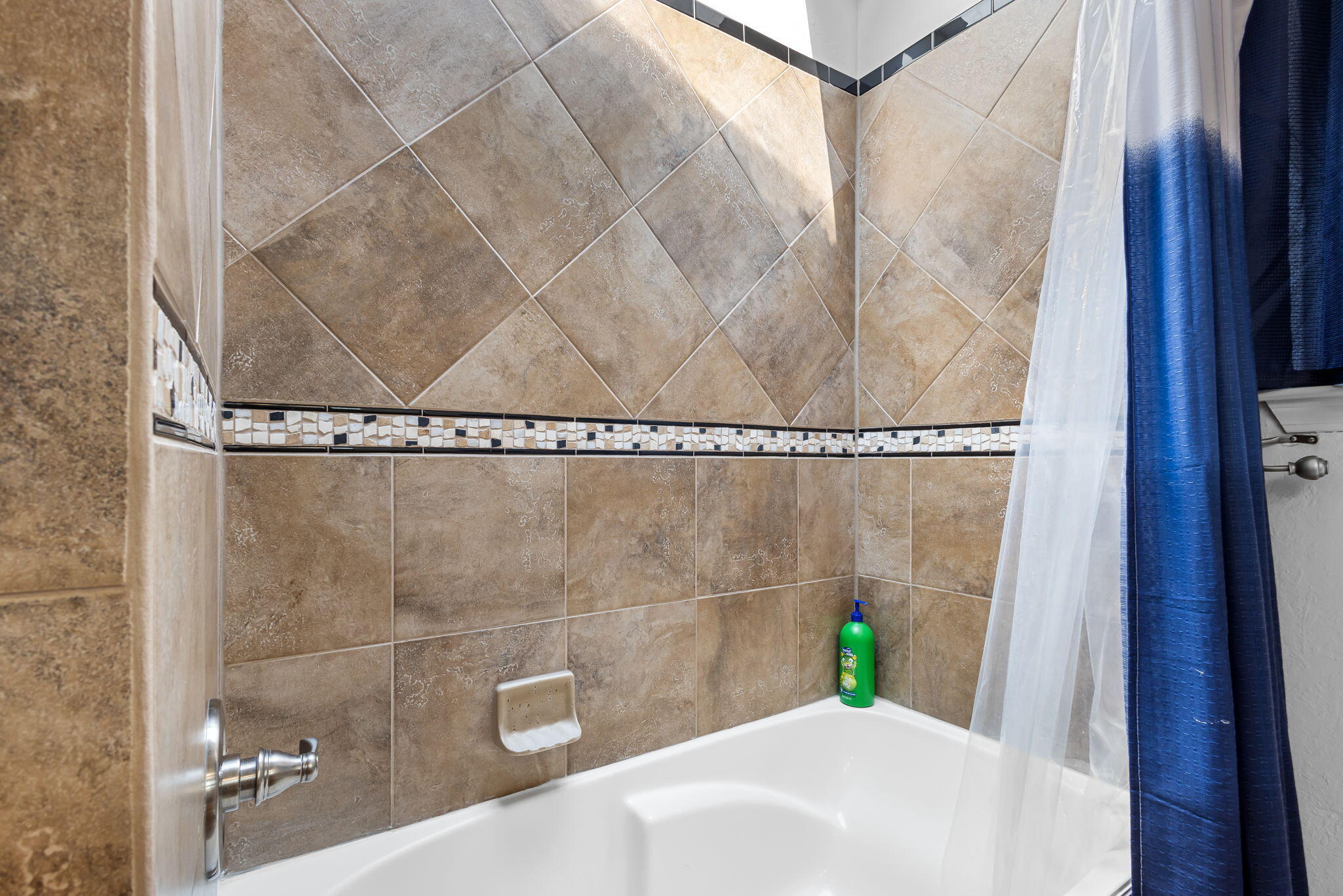 2821 PALO ALTO Drive NE