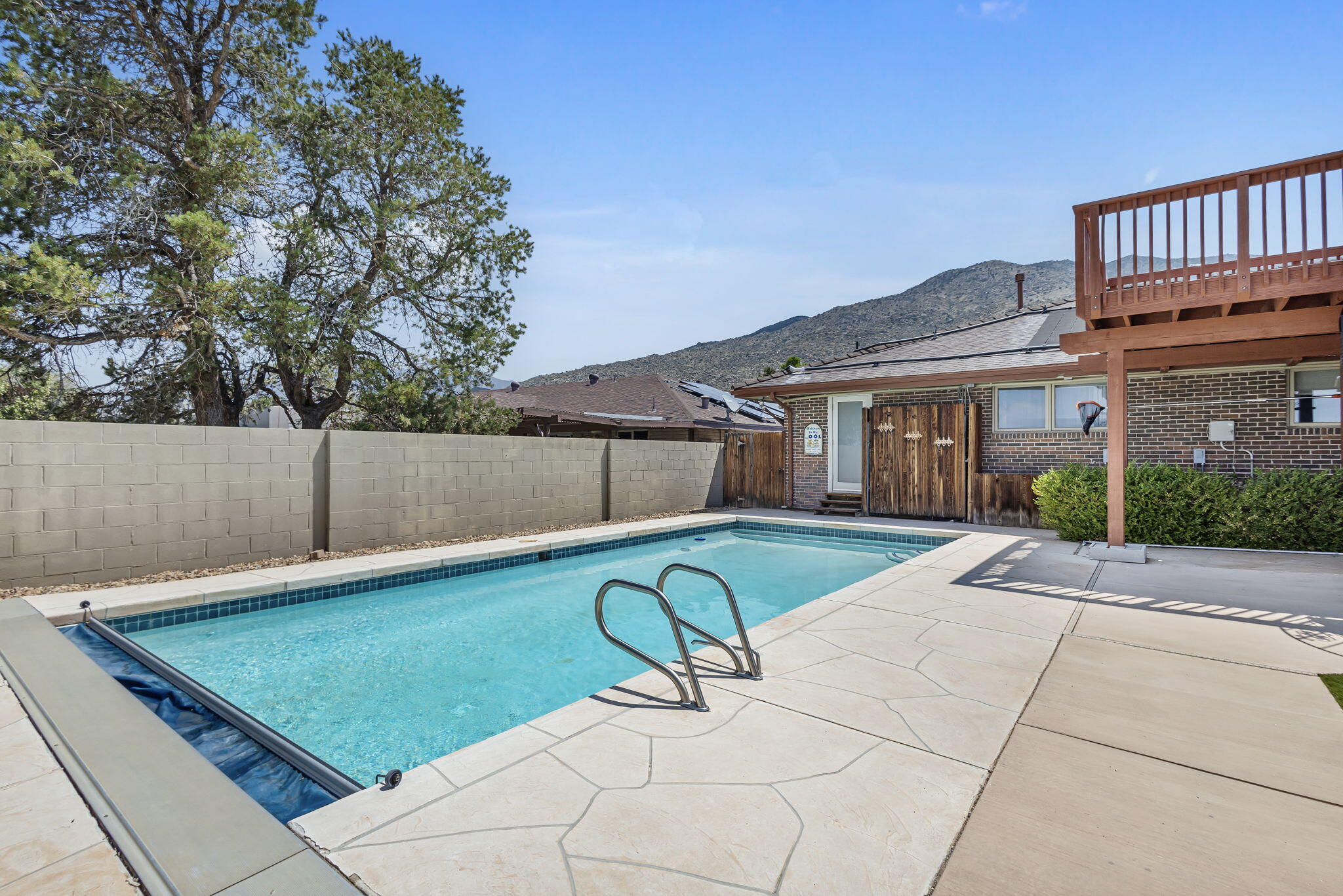 2821 PALO ALTO Drive NE