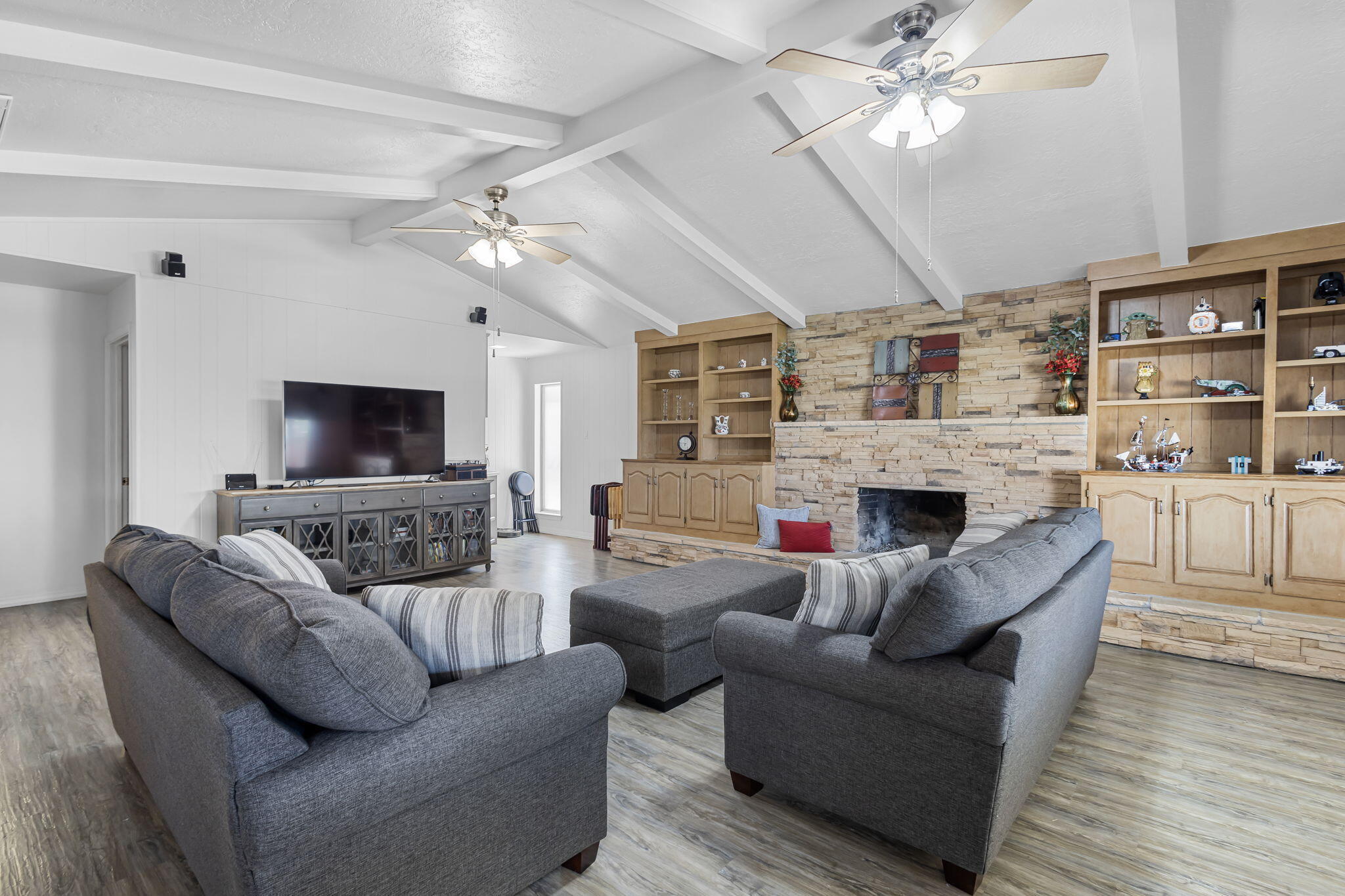 2821 PALO ALTO Drive NE