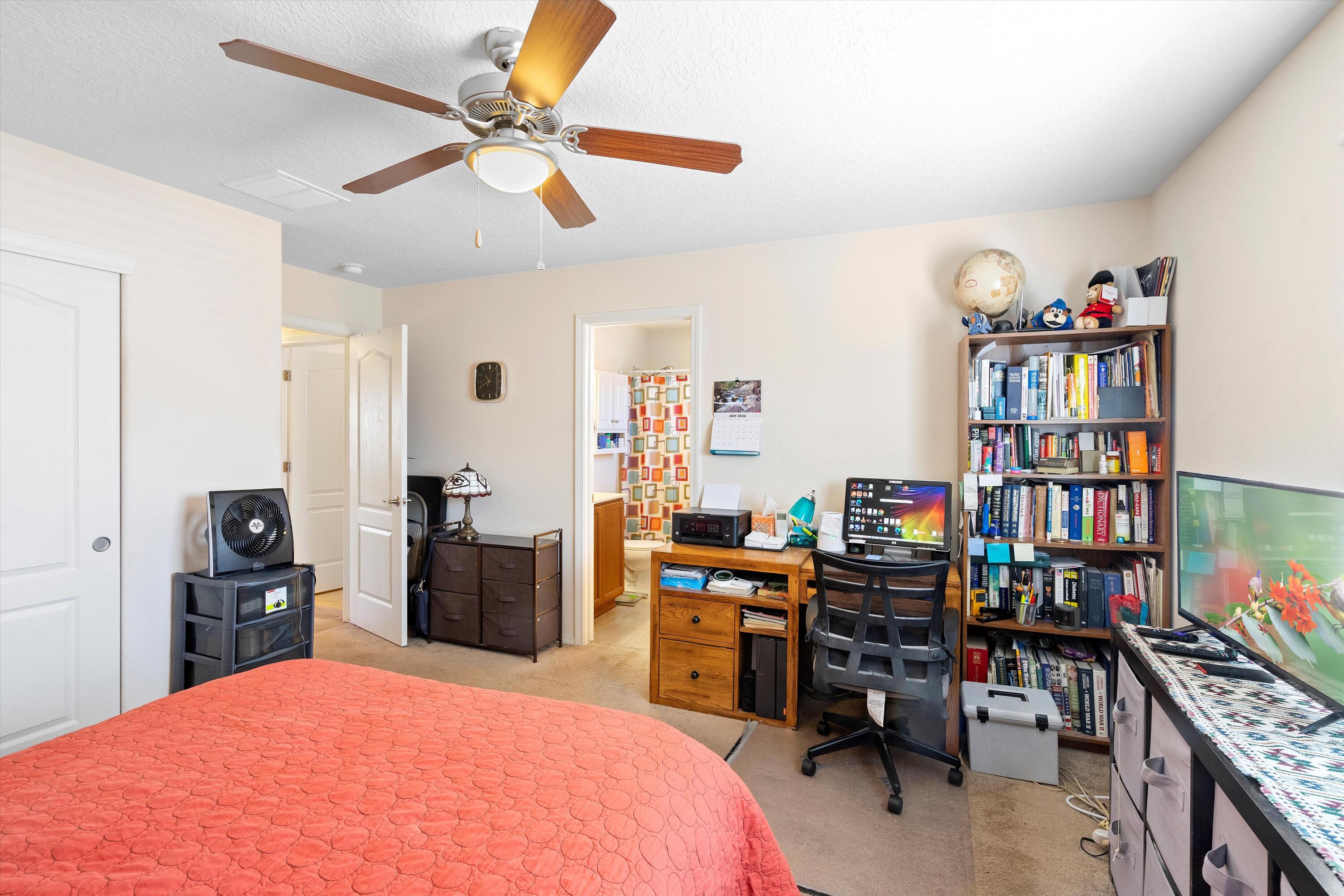 10823 Crissy Field Way NE