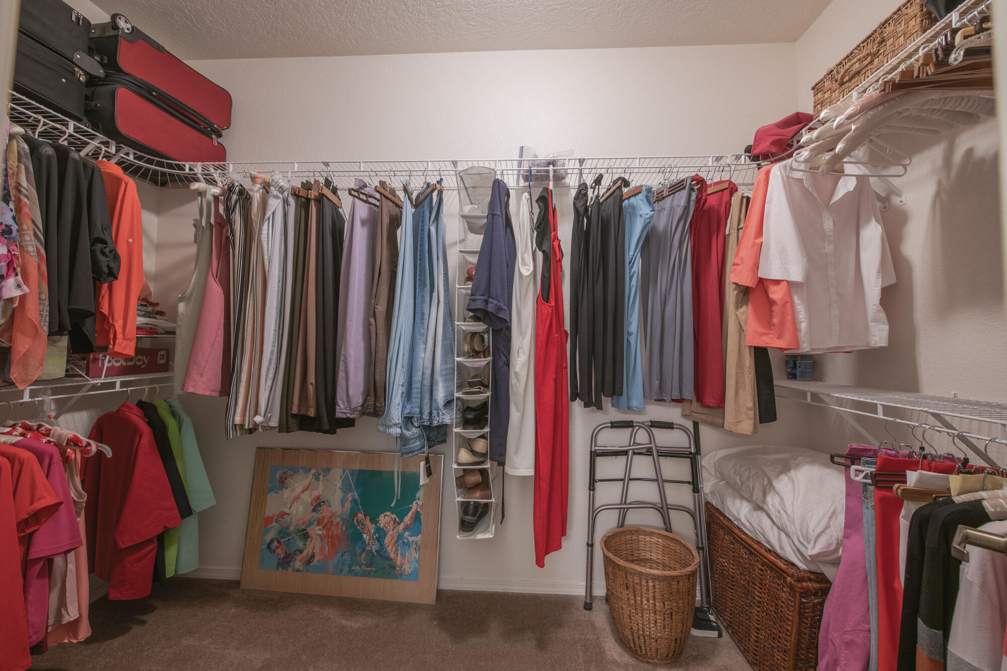 3244 Cochiti Street NE