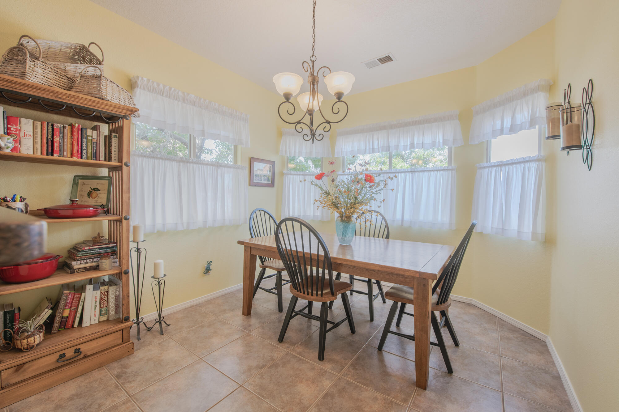 3244 Cochiti Street NE