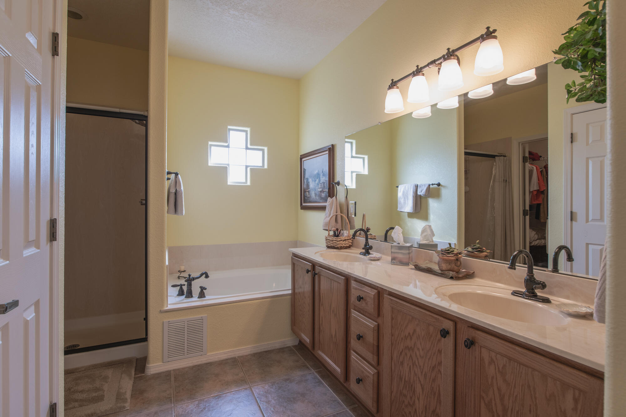 3244 Cochiti Street NE