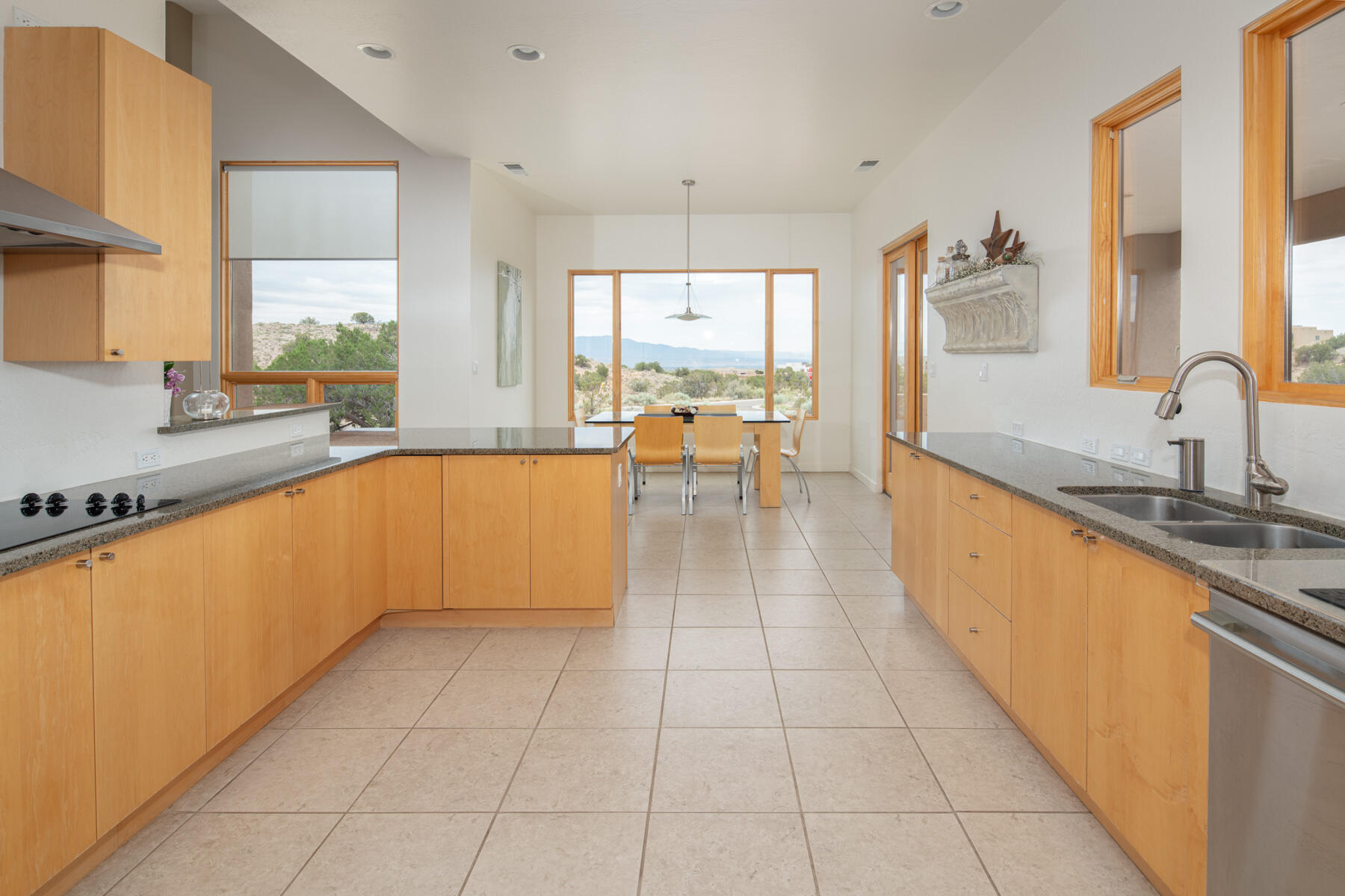 2221 VENADA Road