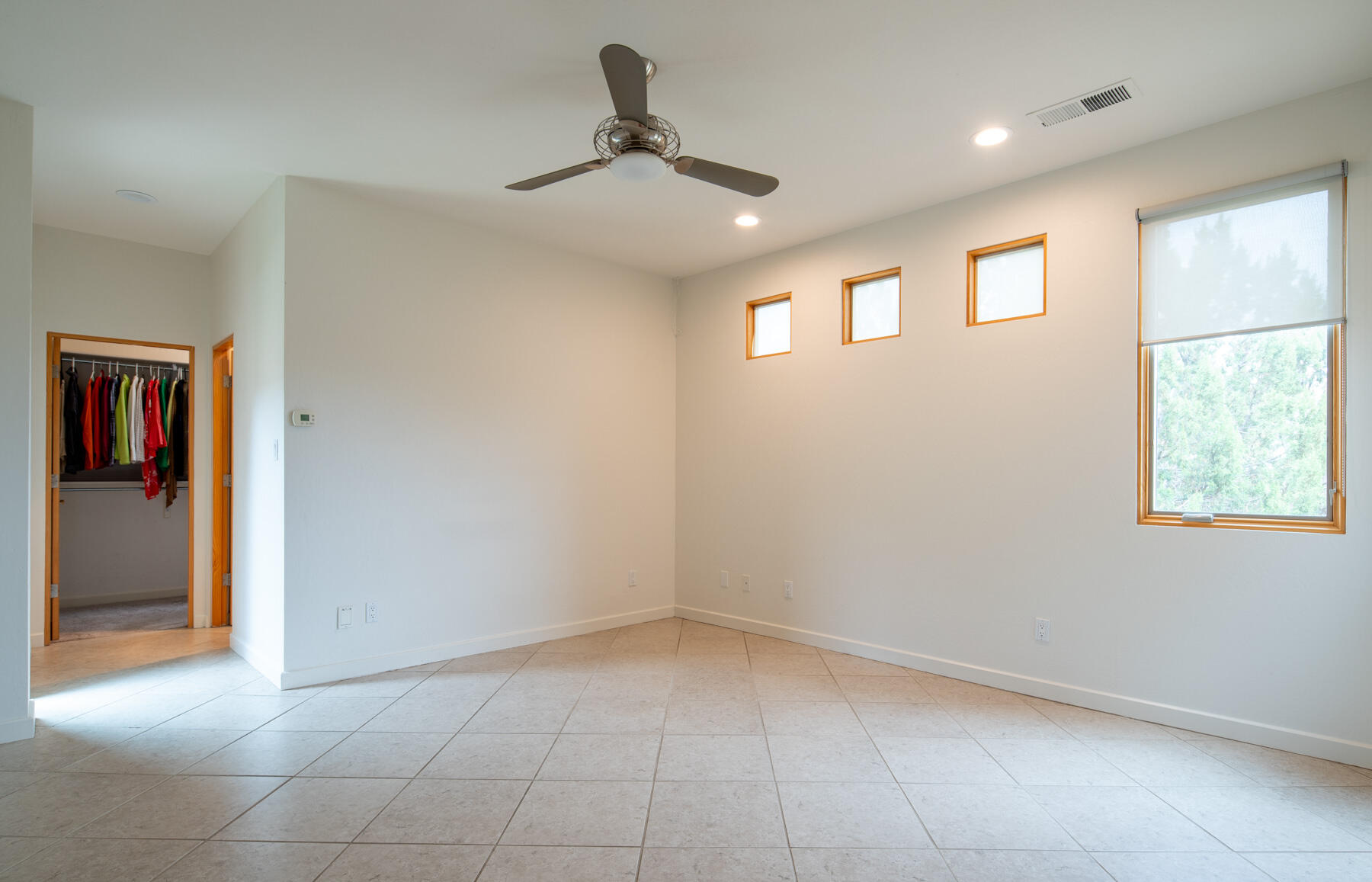2221 VENADA Road