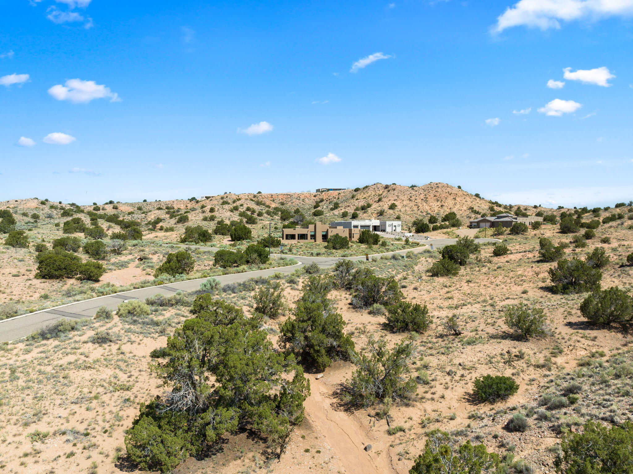 2221 VENADA Road