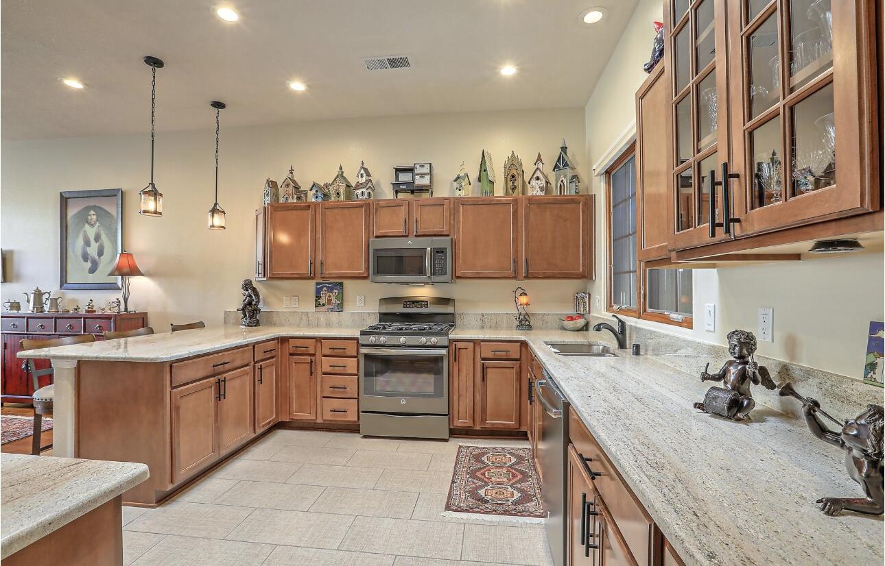 3748 Ridge Pointe Loop NE