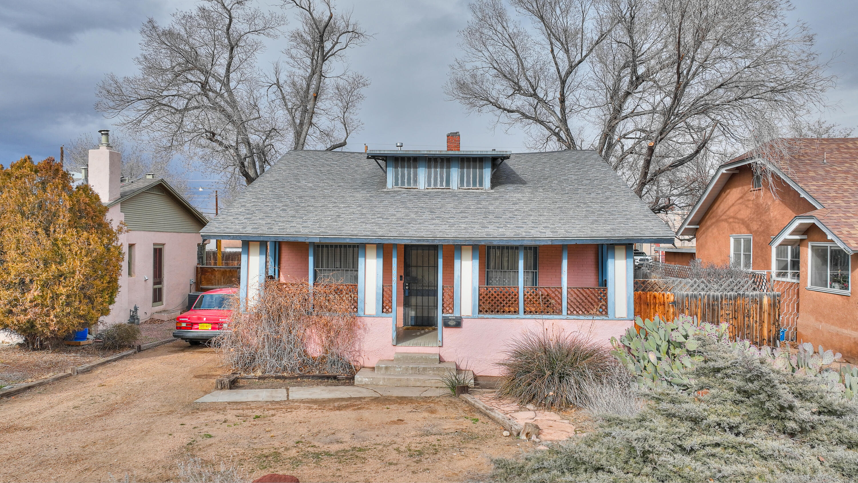 1009 Lead Avenue SW