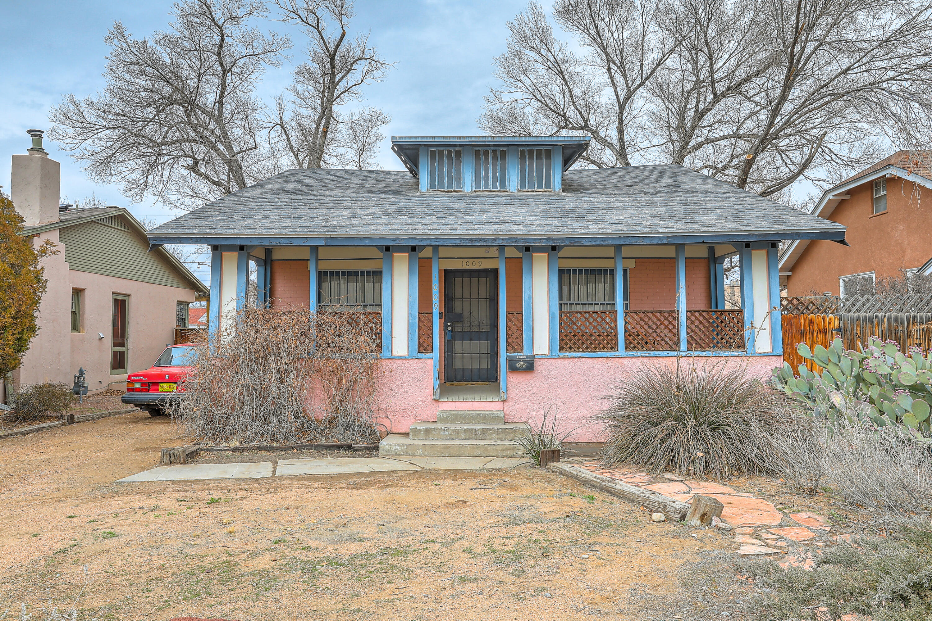 1009 Lead Avenue SW