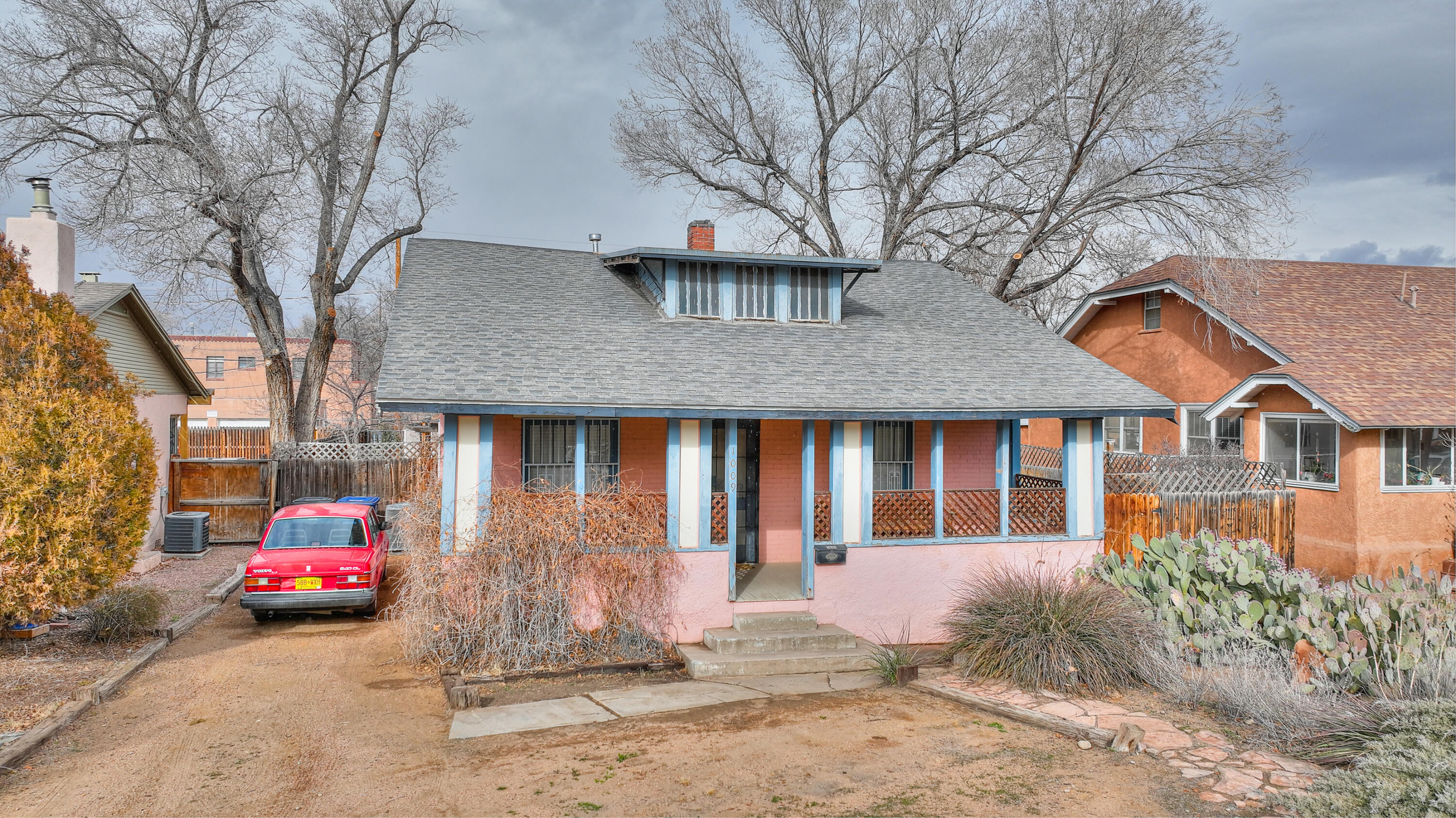 1009 Lead Avenue SW