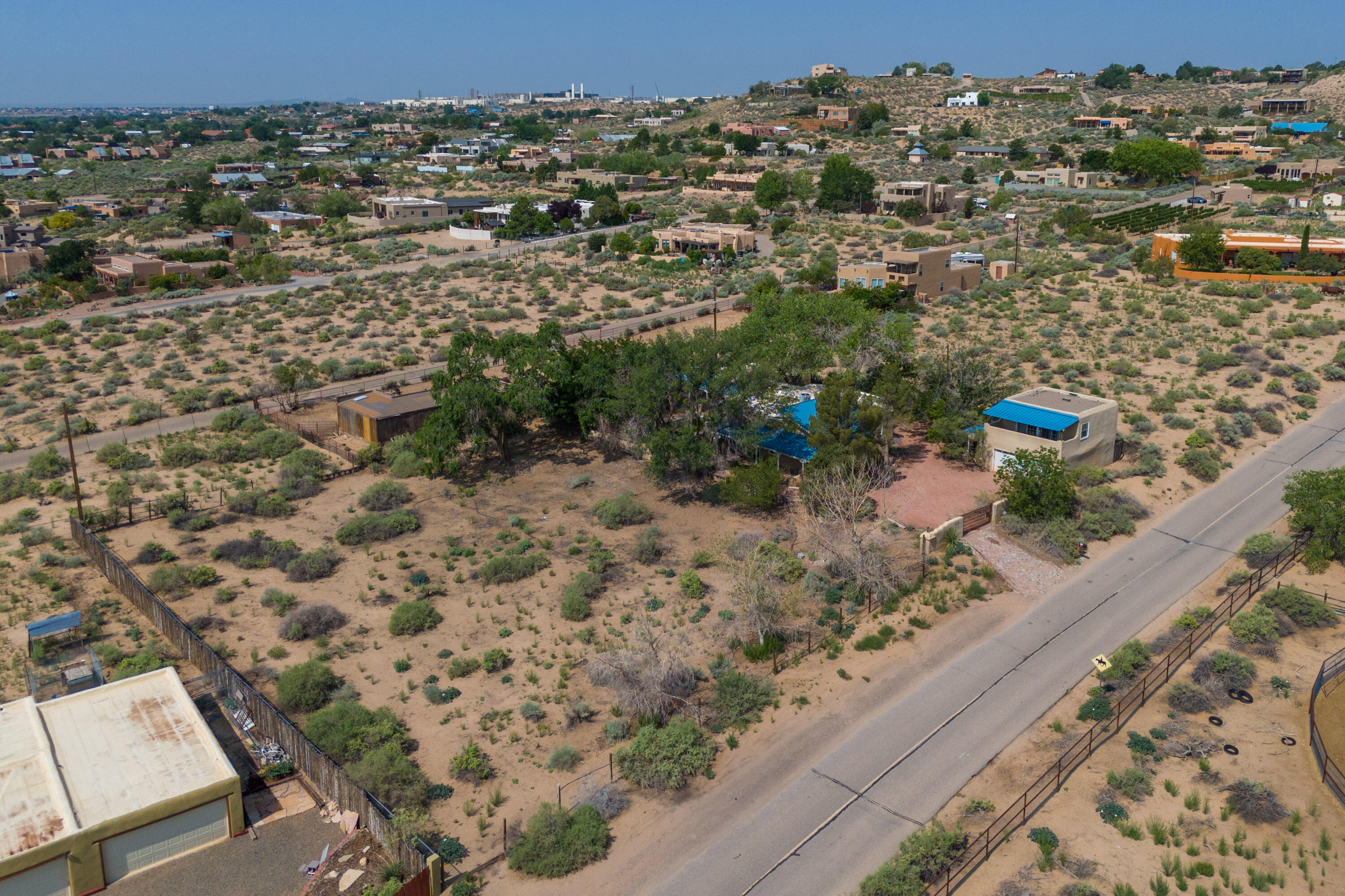 467 Camino Arco Iris