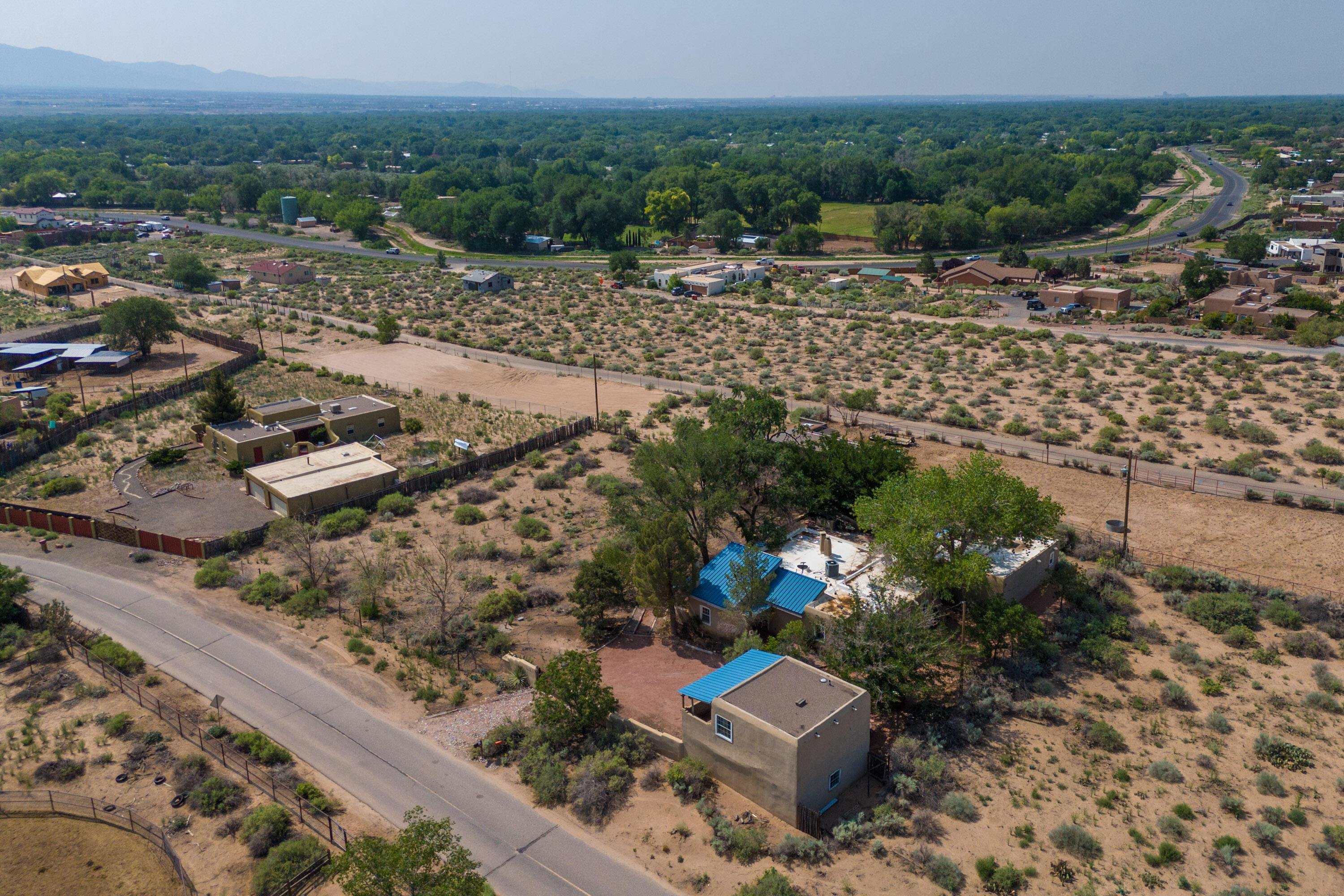 467 Camino Arco Iris