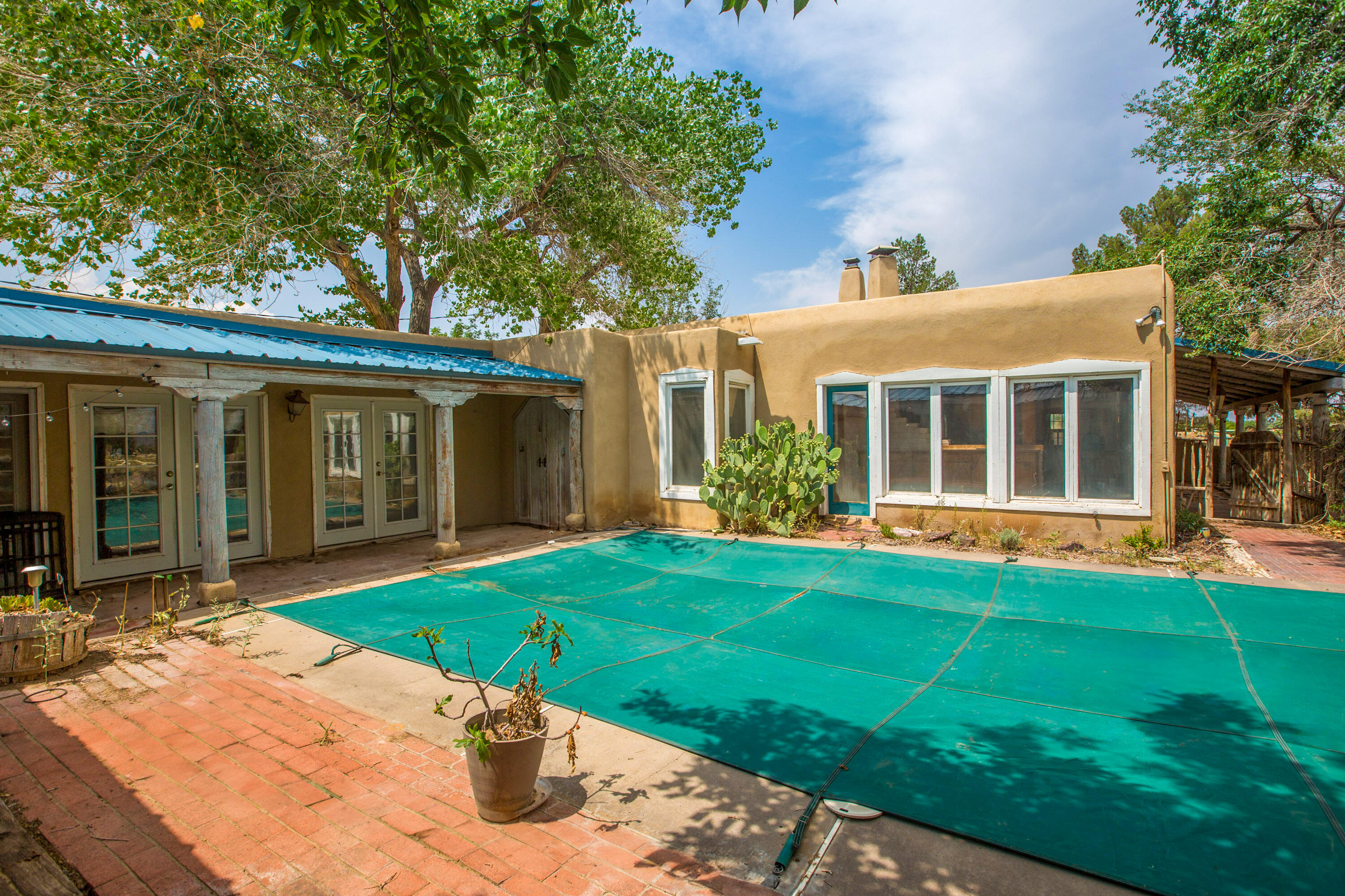 467 Camino Arco Iris