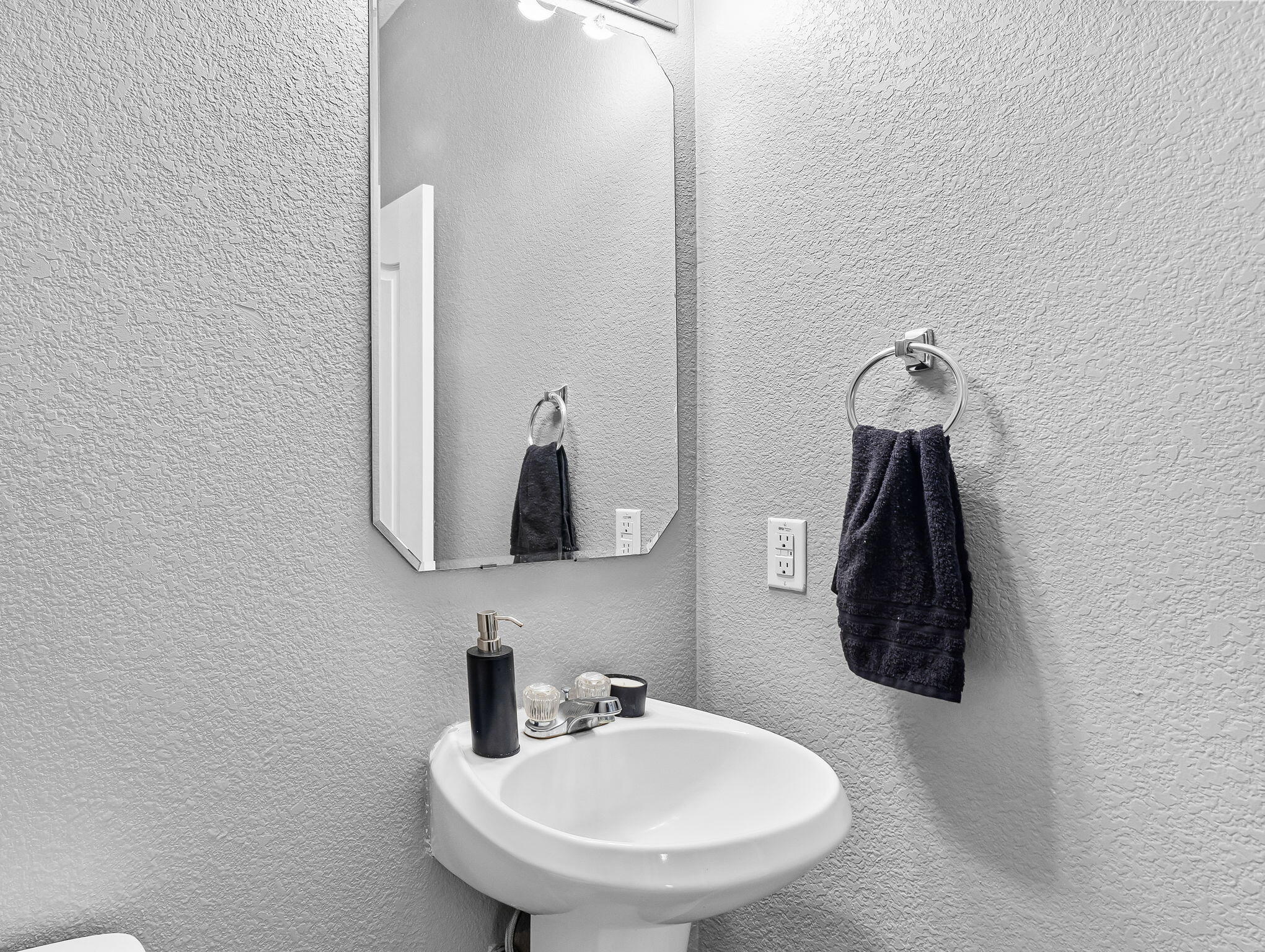 601 Menaul Boulevard NE 2602