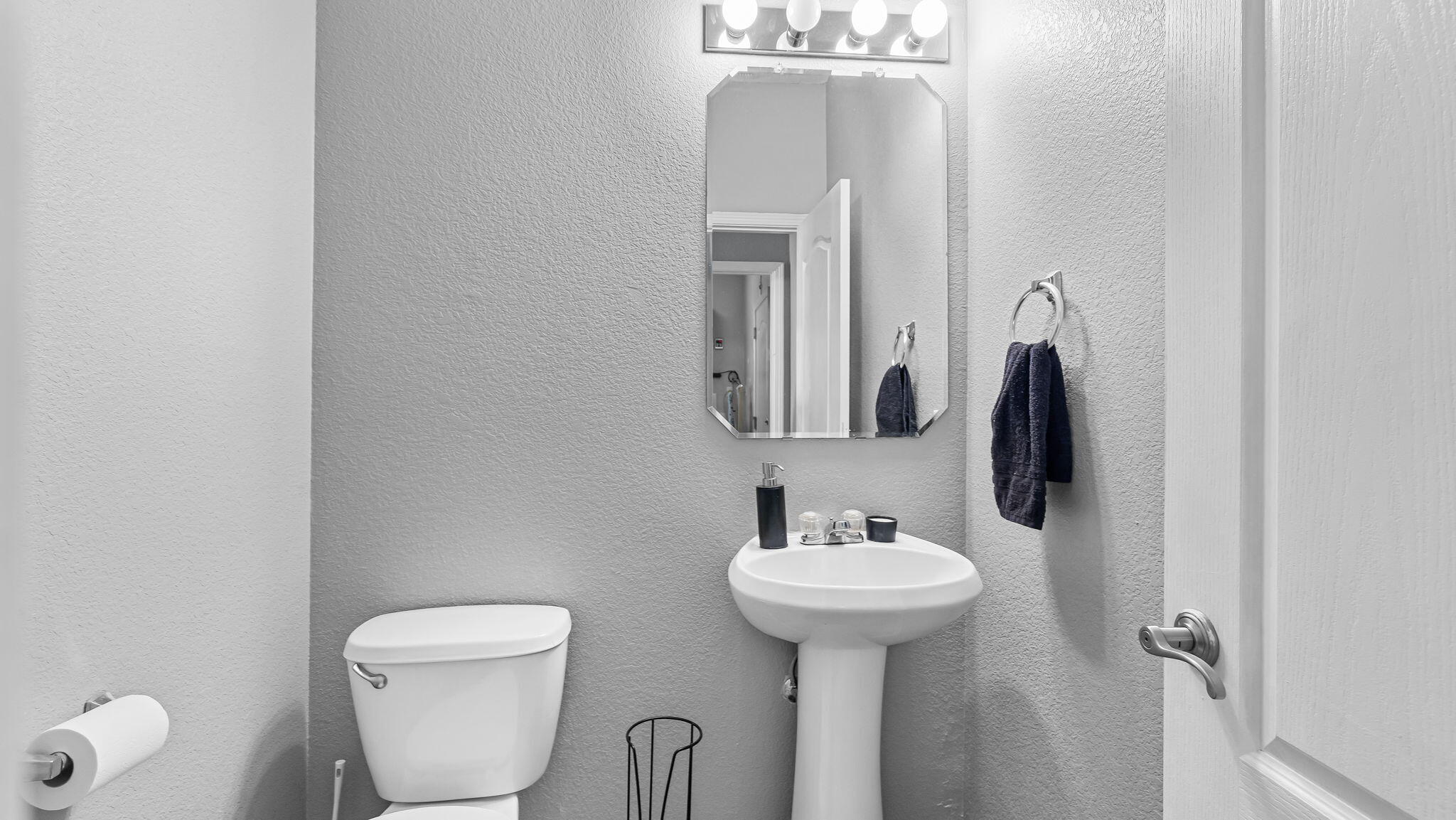 601 Menaul Boulevard NE 2602