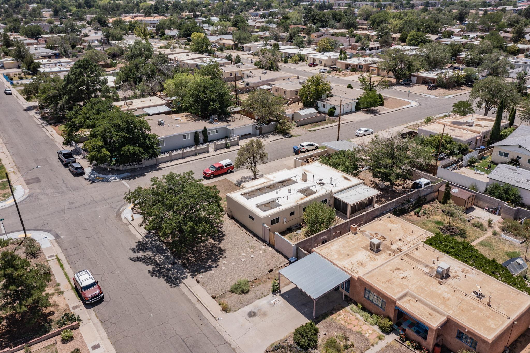 933 Indiana Street SE