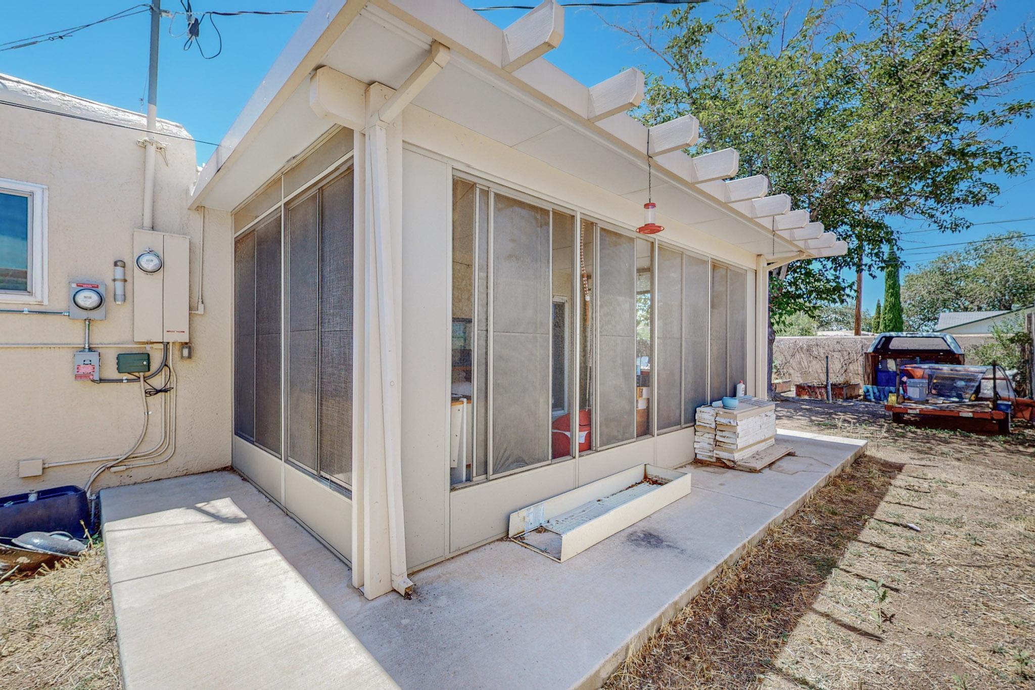 933 Indiana Street SE