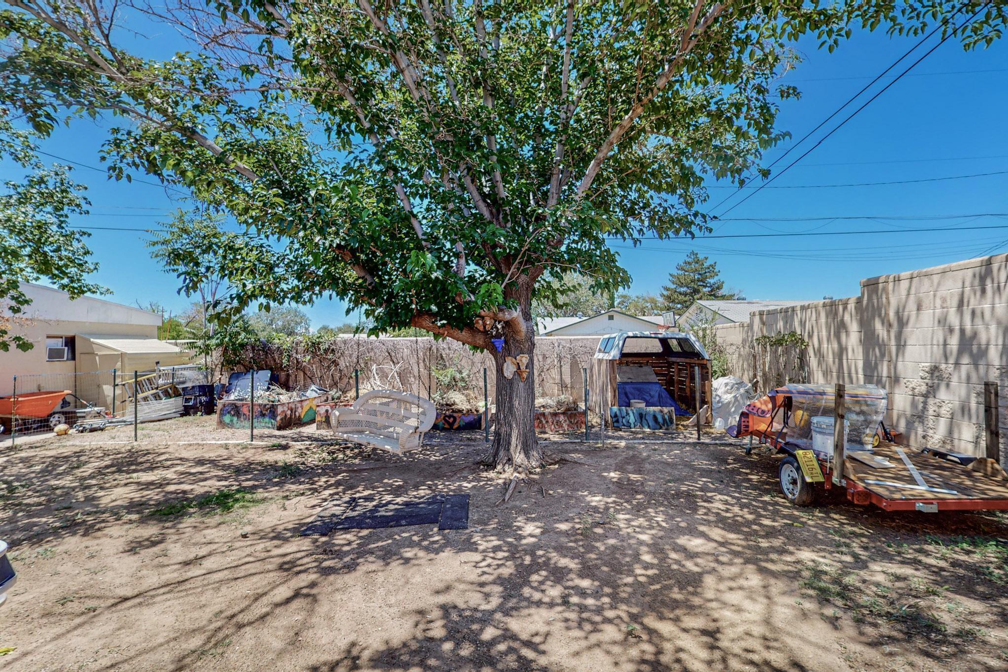 933 Indiana Street SE