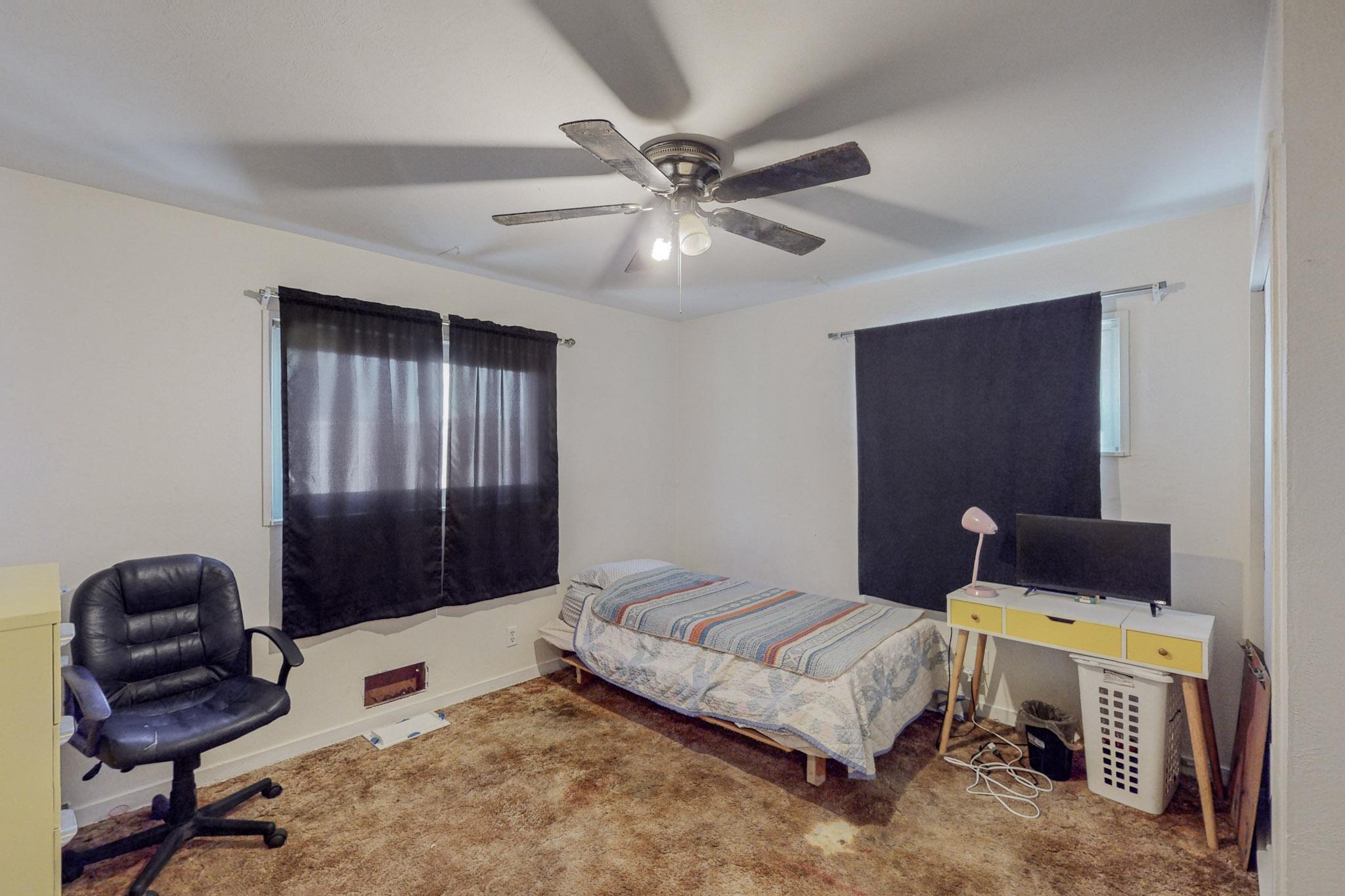 933 Indiana Street SE