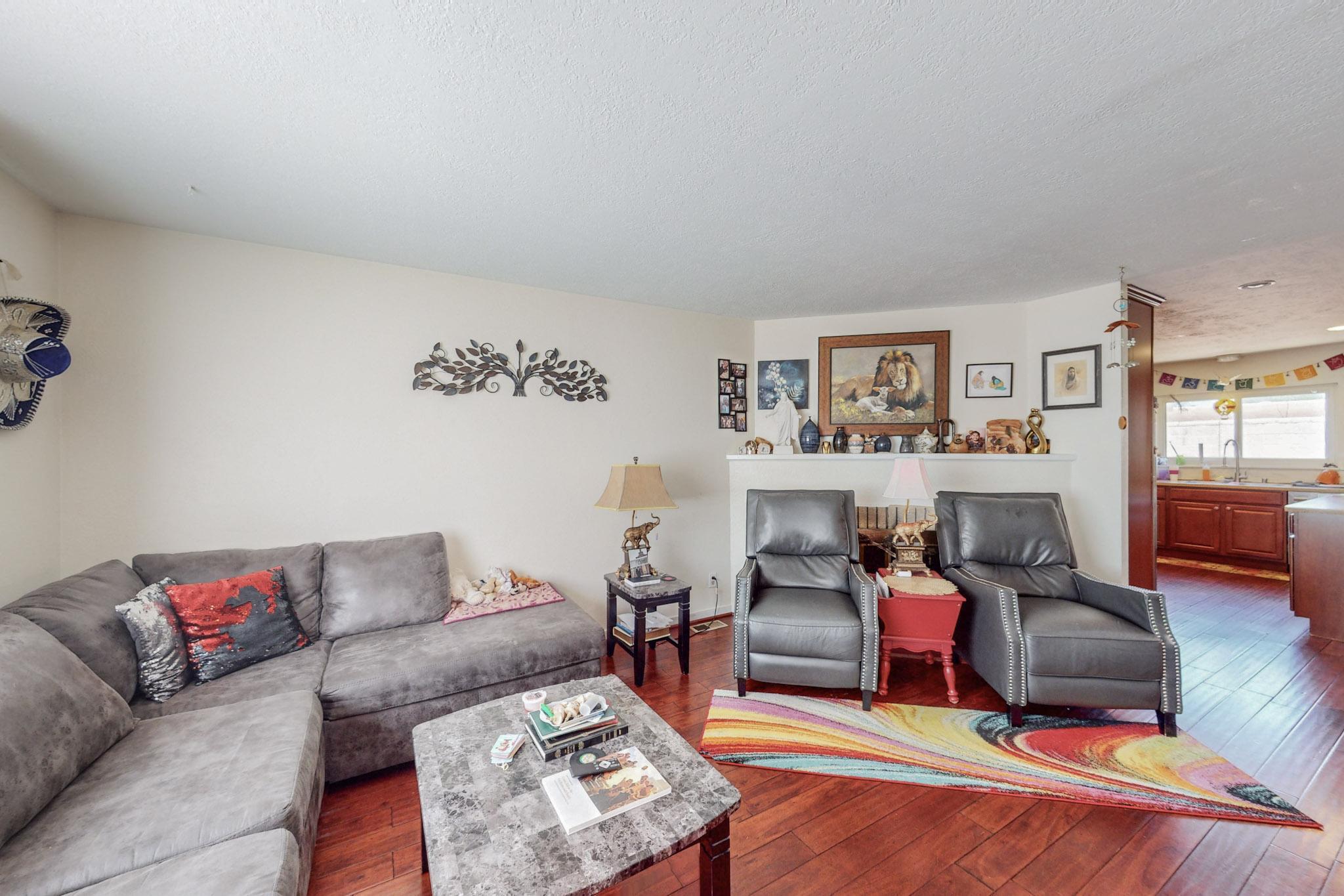 933 Indiana Street SE