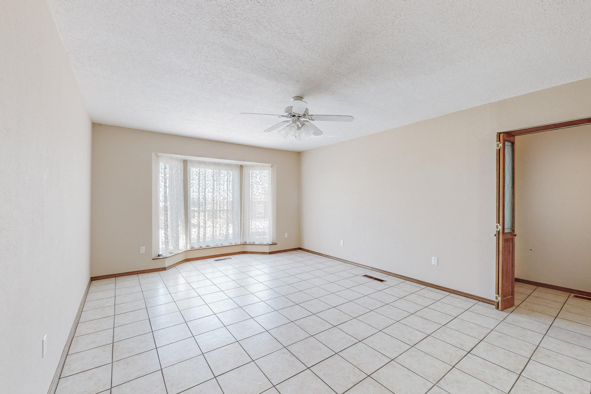 2408 Punta De Vista Drive NE