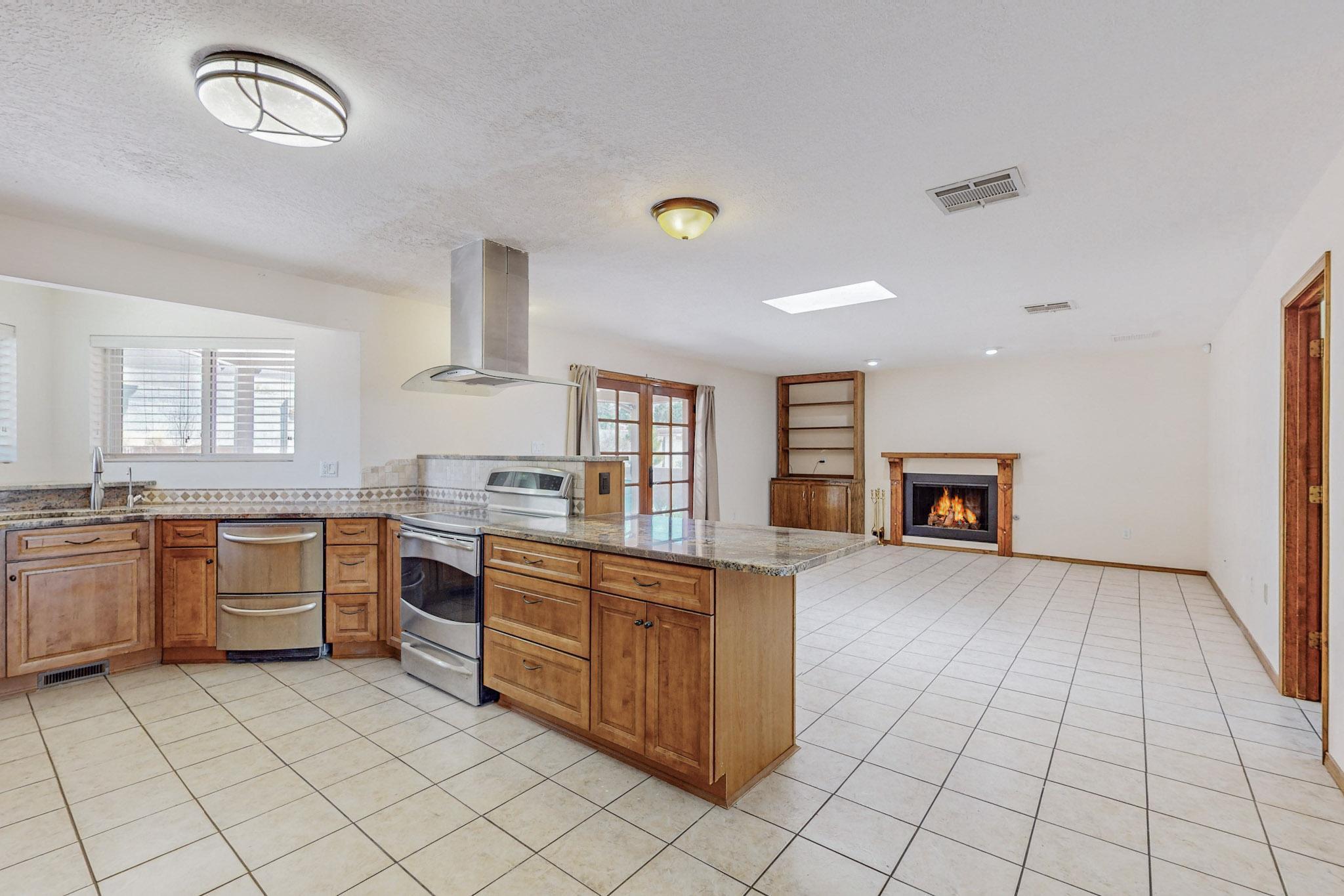 2408 Punta De Vista Drive NE