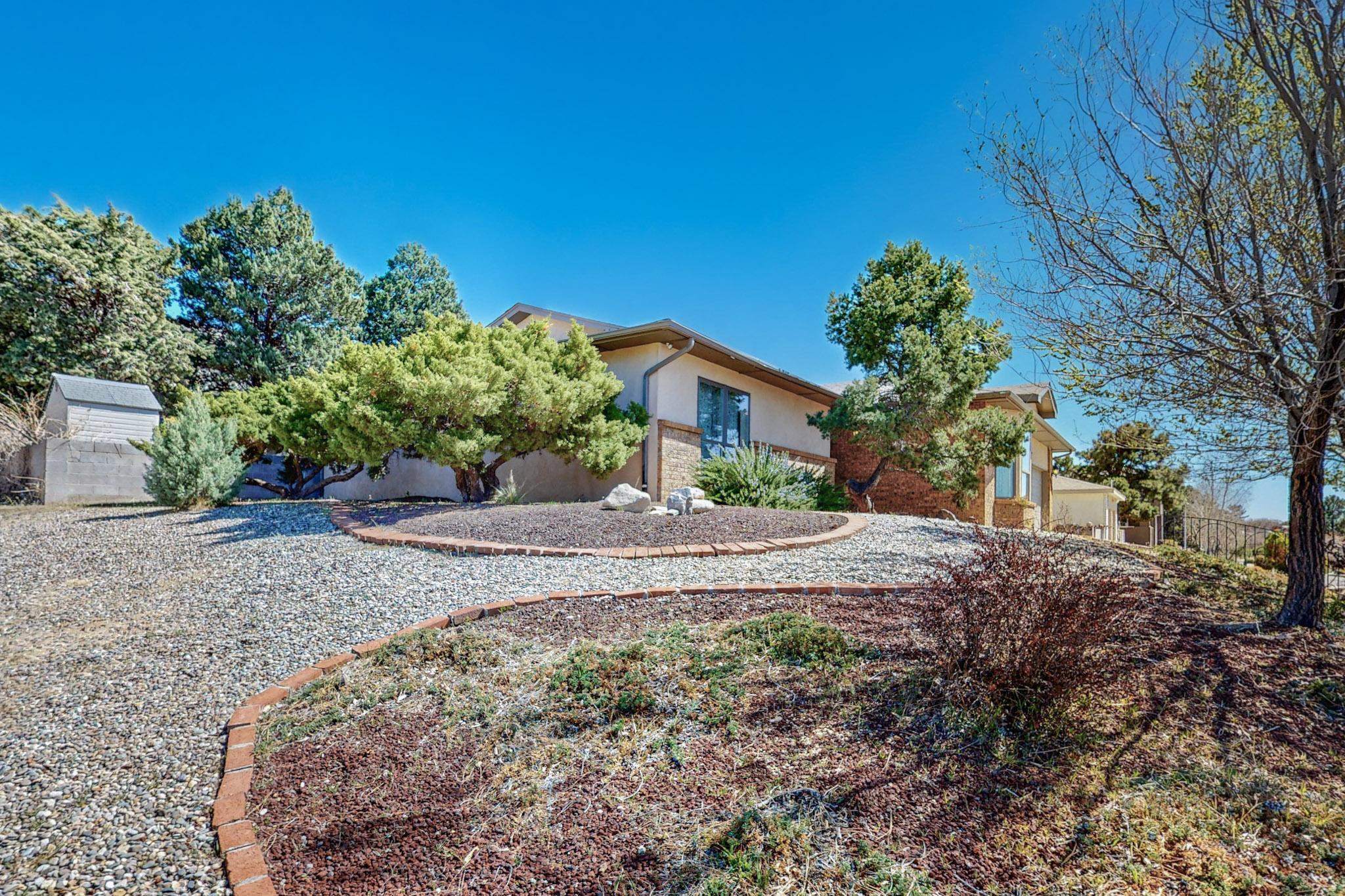 2408 Punta De Vista Drive NE