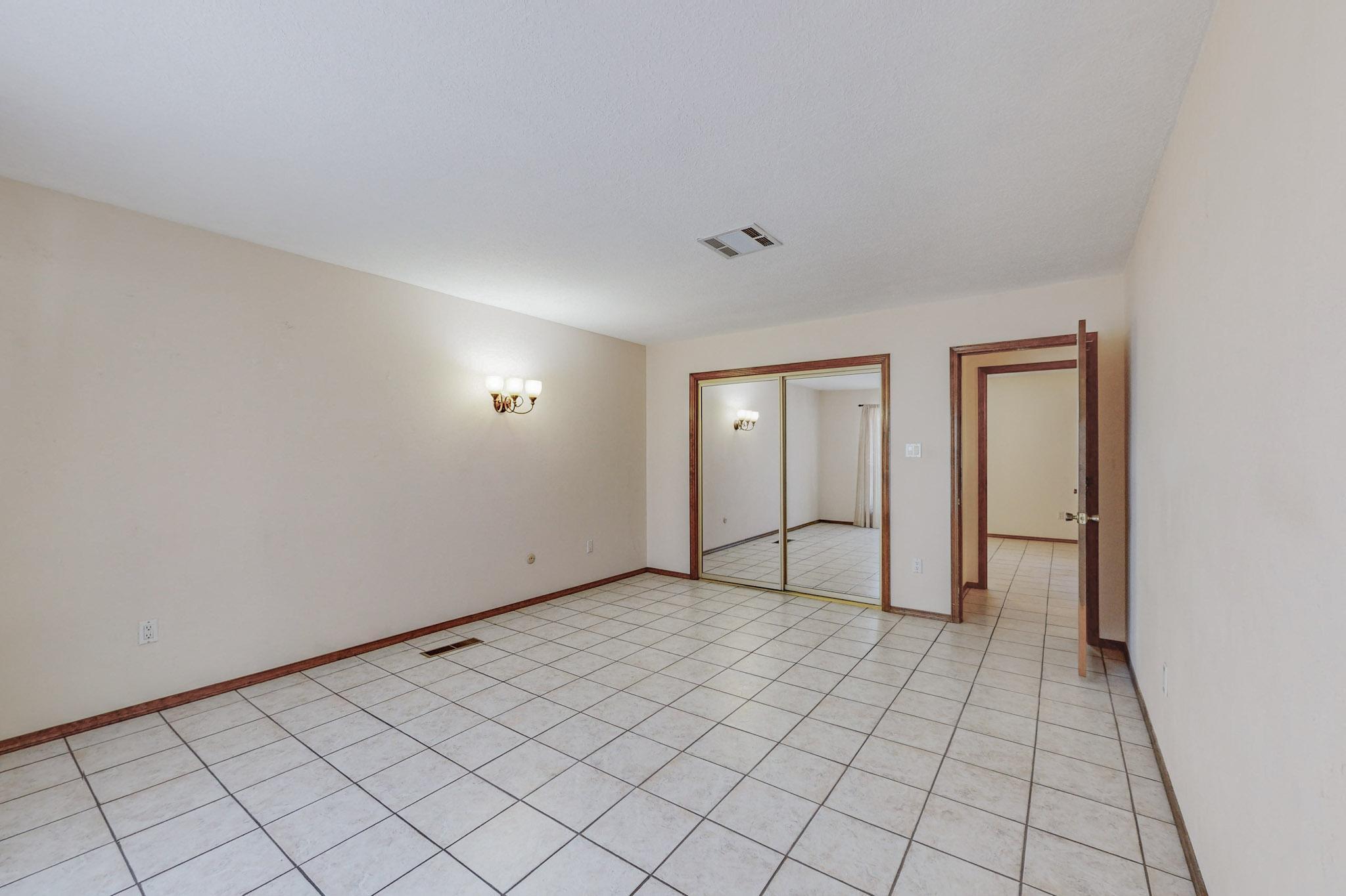 2408 Punta De Vista Drive NE