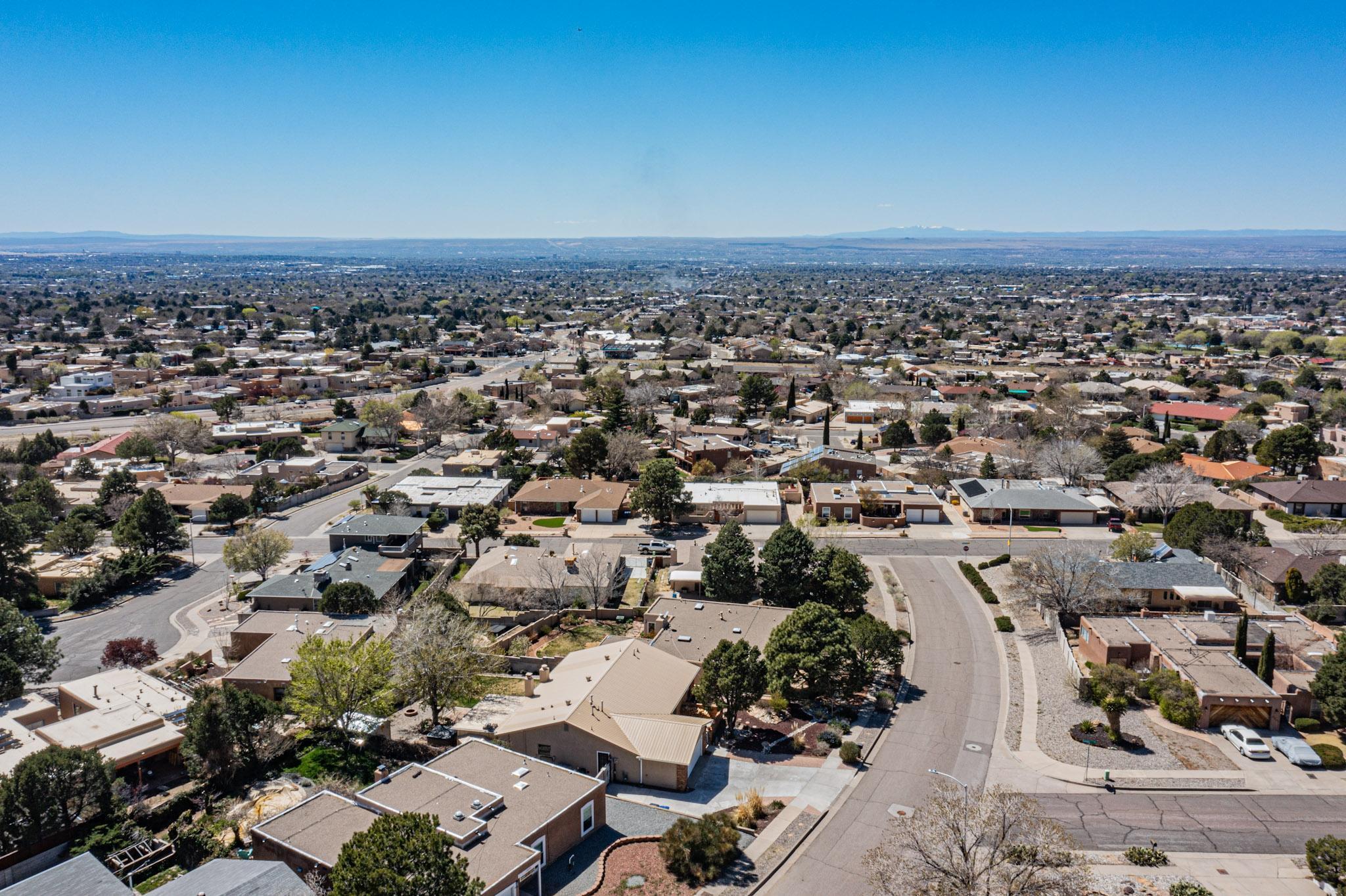 2408 Punta De Vista Drive NE