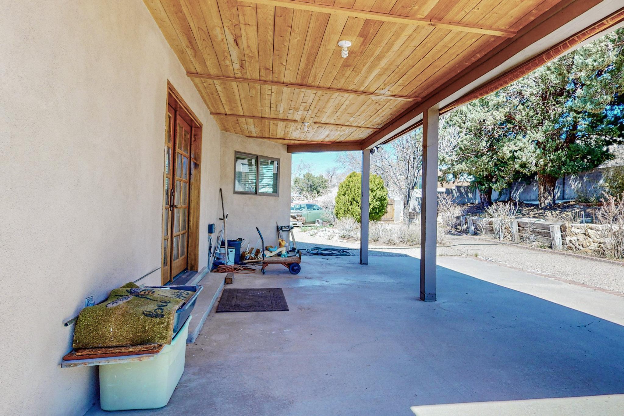 2408 Punta De Vista Drive NE